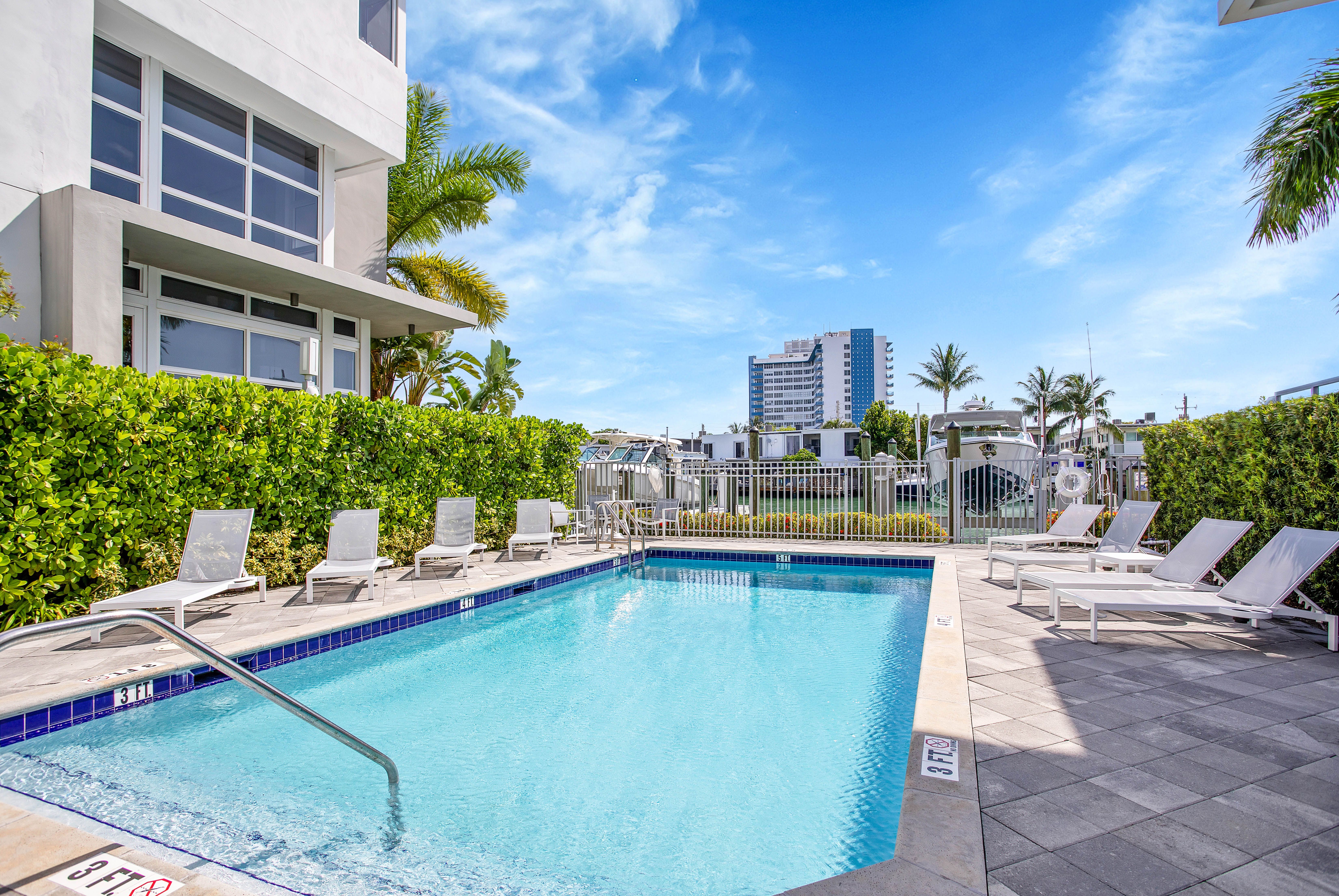 87 N Shore Drive Miami Beach FL 33141