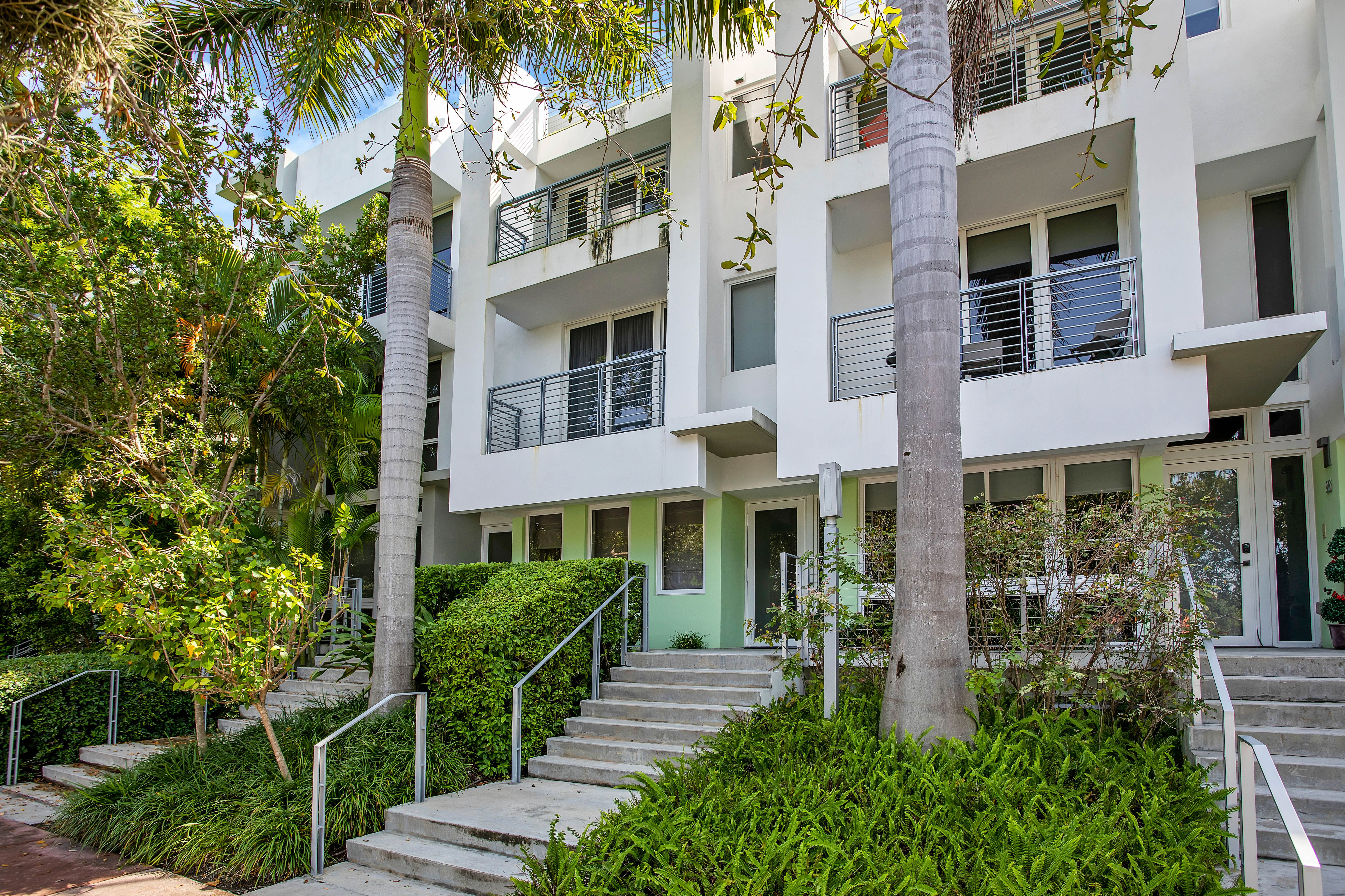 87 N Shore Drive Miami Beach FL 33141