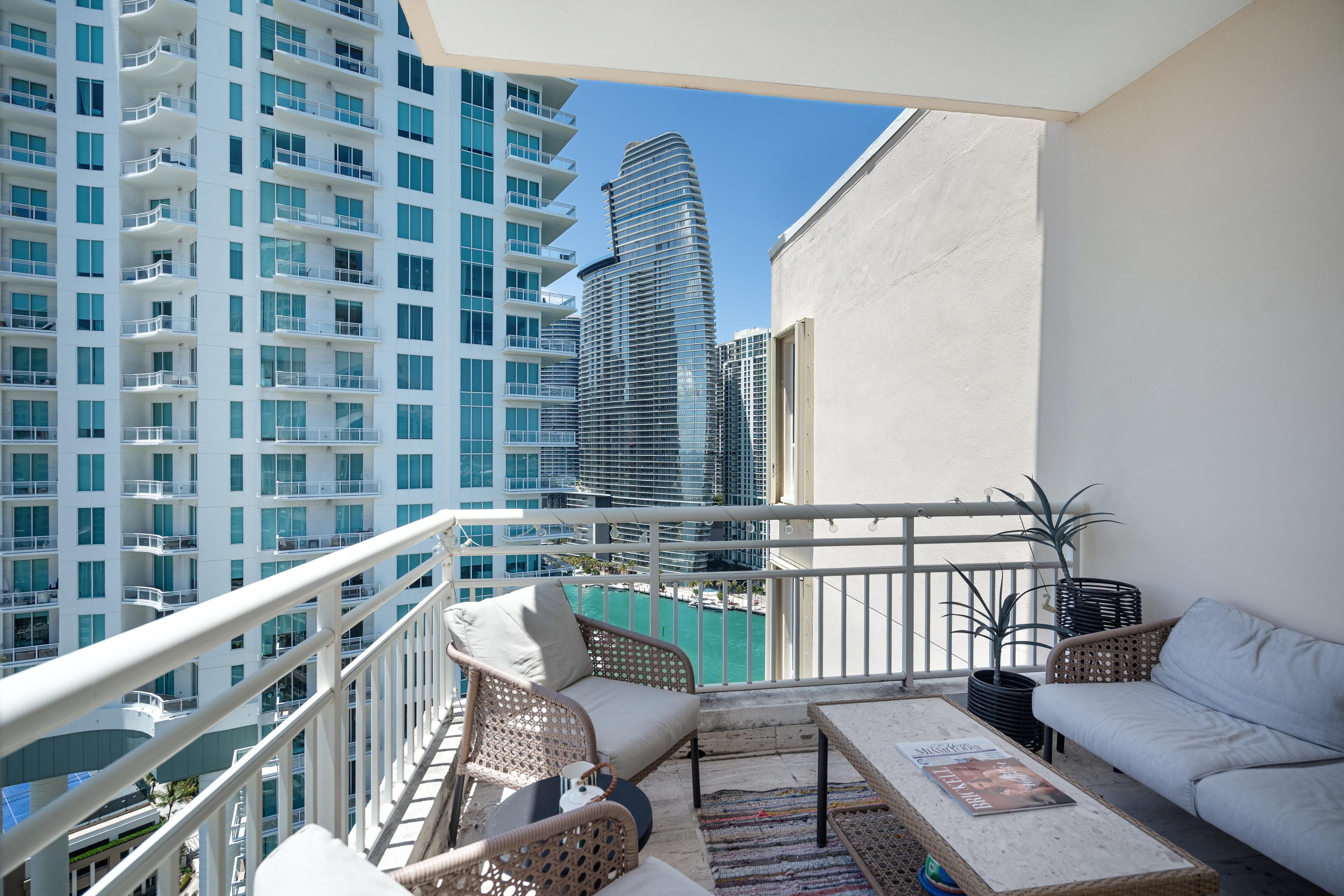 888 Brickell Key Drive Miami FL 33131