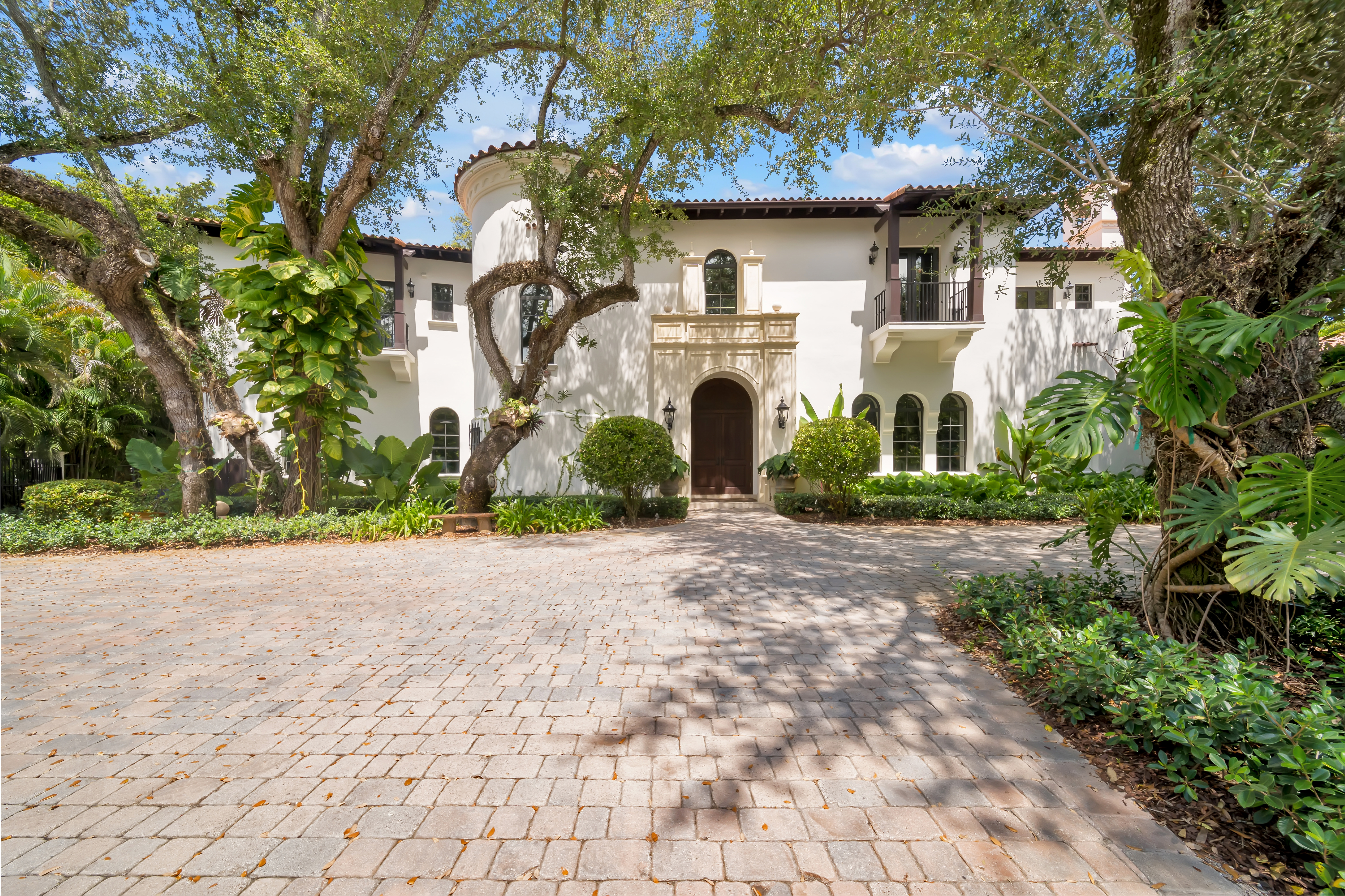 8301 SW 53rd Avenue Miami FL 33143