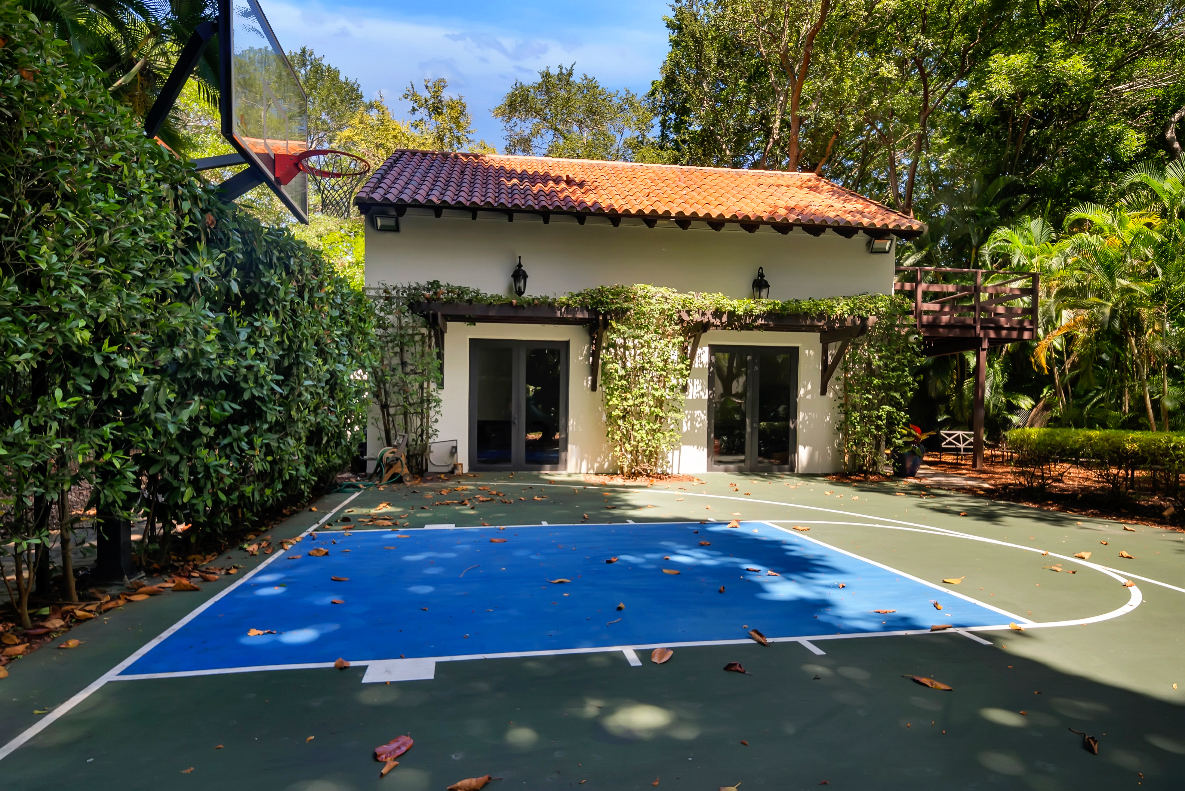 8301 SW 53rd Avenue Miami FL 33143