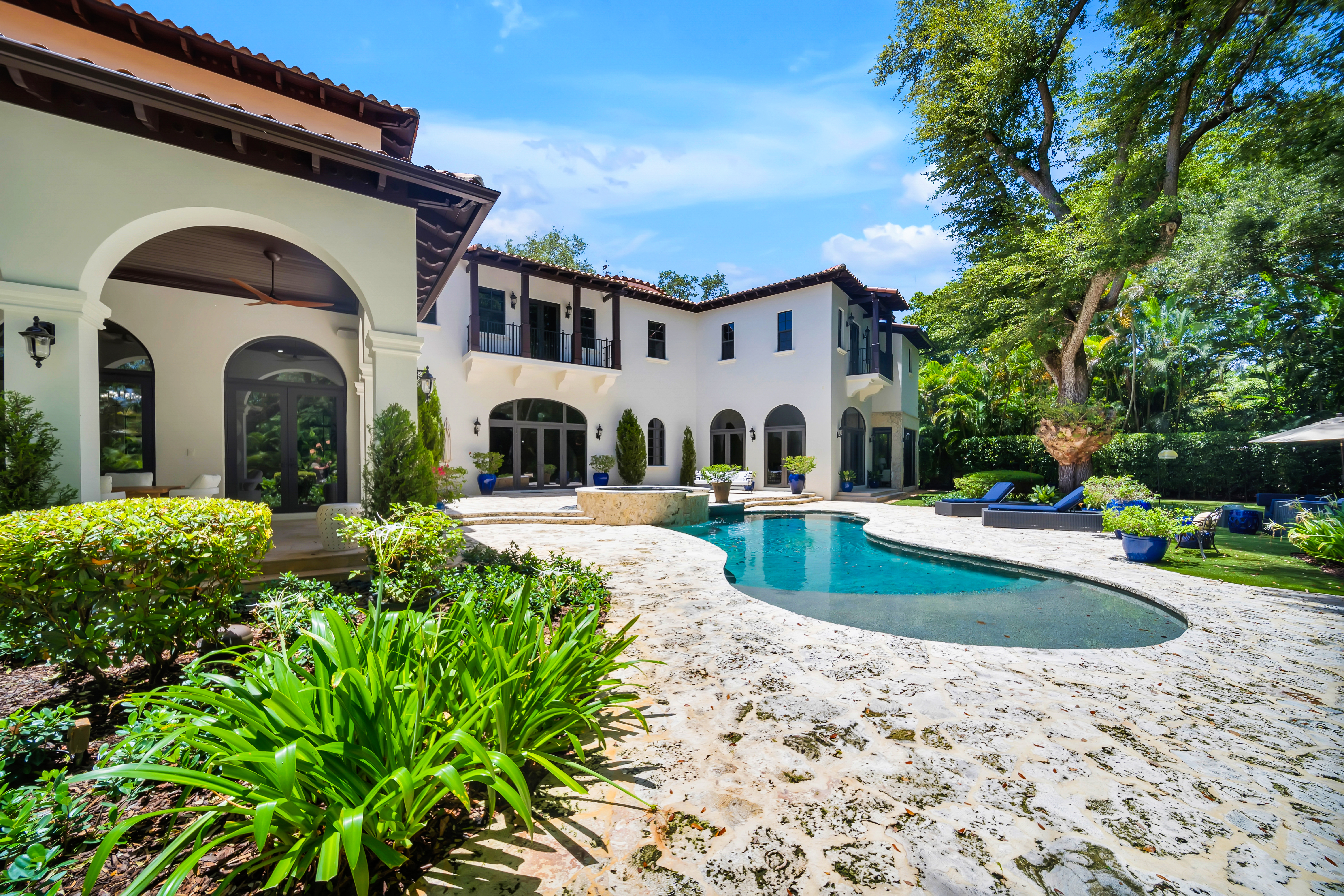 8301 SW 53rd Avenue Miami FL 33143