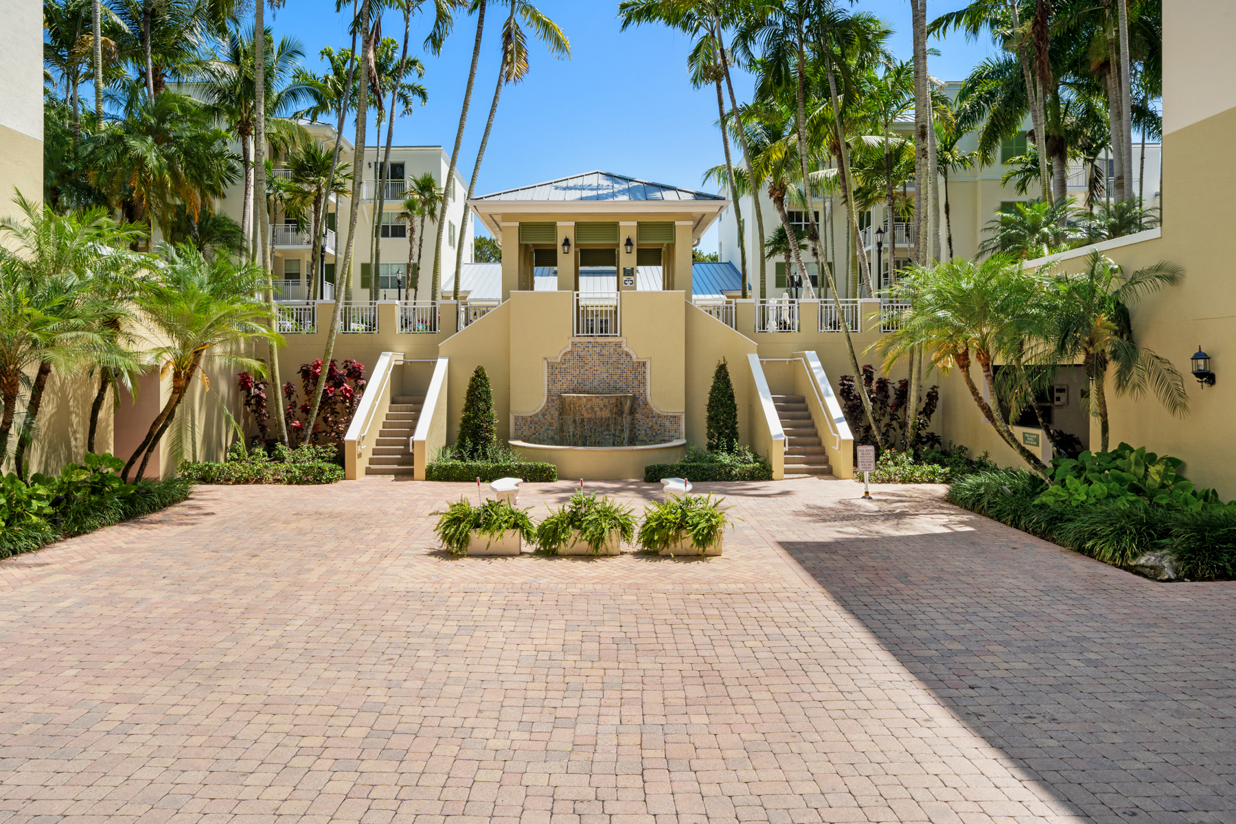 7588 SW 102nd Street Pinecrest FL 33156