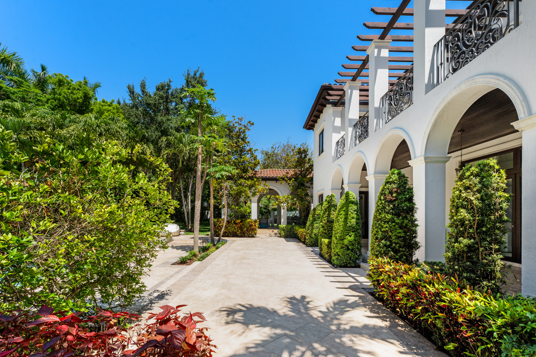 12575 Pine Needle Lane Pinecrest FL 33156