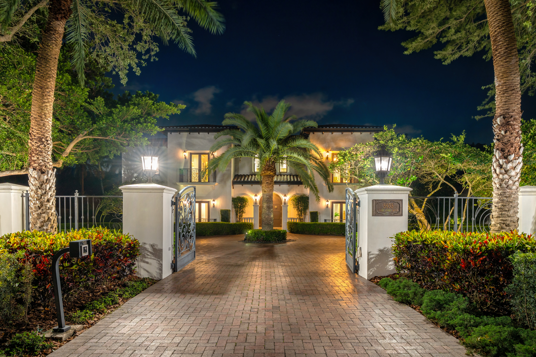 12575 Pine Needle Lane Pinecrest FL 33156