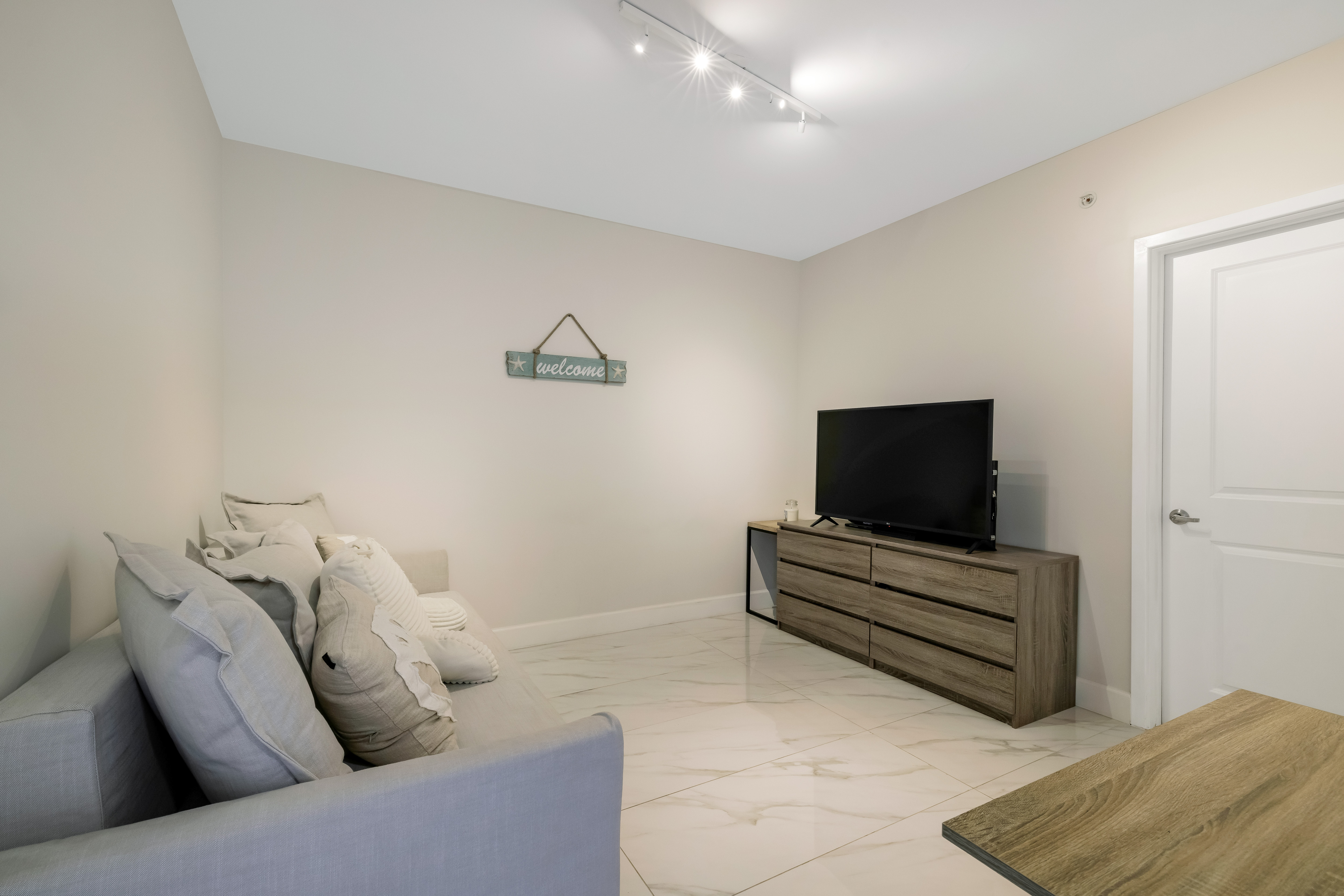 400 Sunny Isles Boulevard Sunny Isles Beach FL 33160