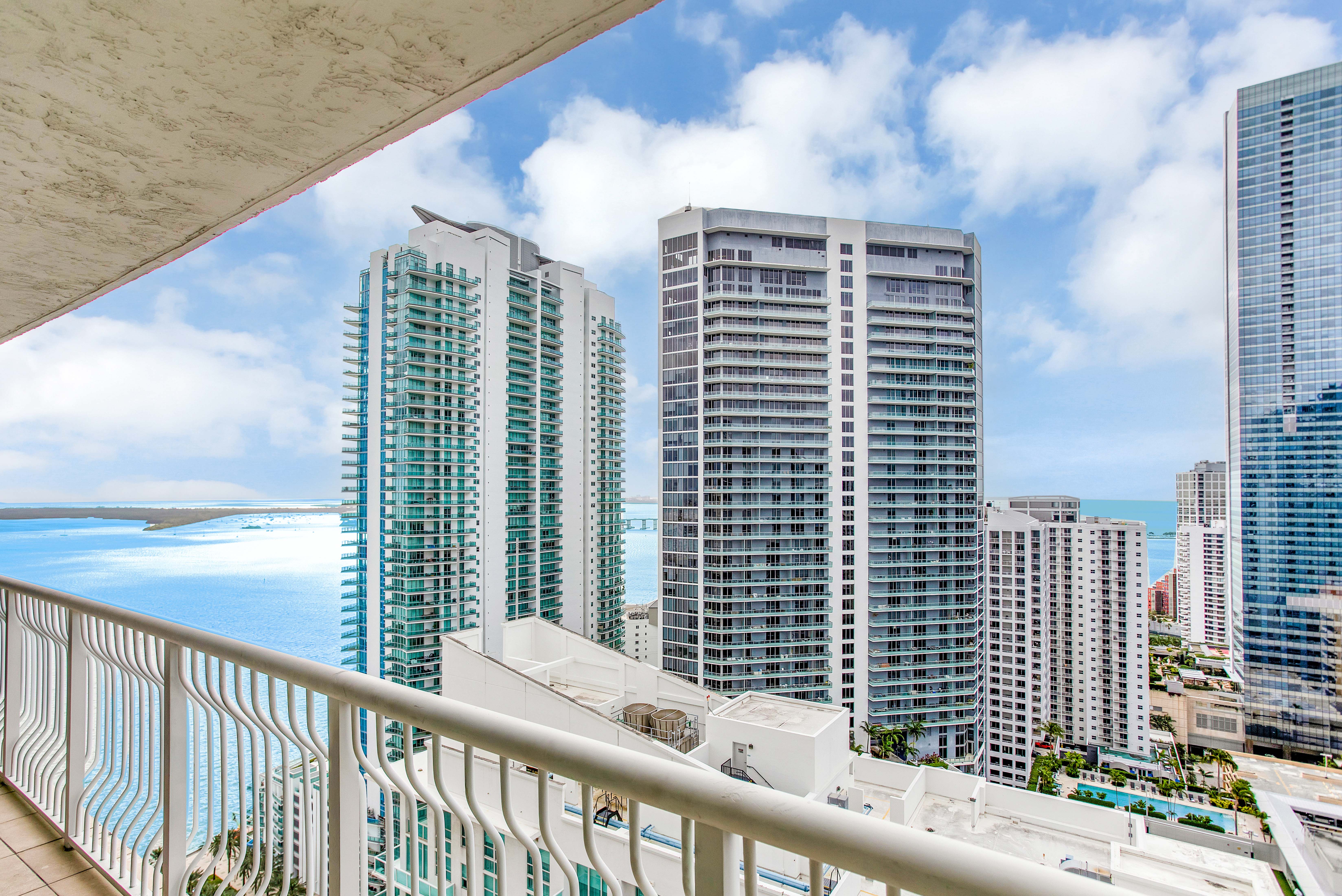 1200 Brickell Bay Drive Miami FL 33131