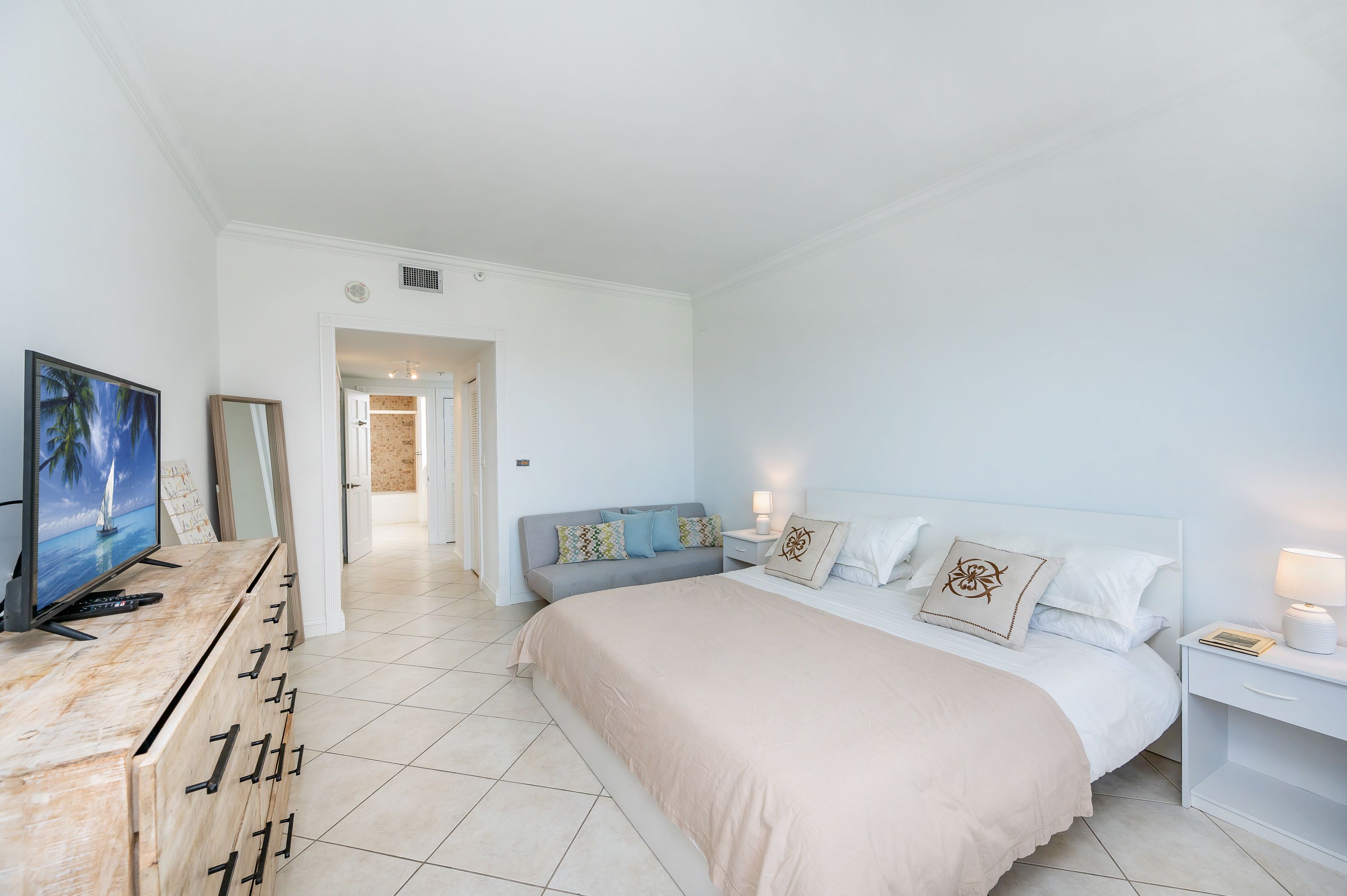 201 Crandon Boulevard Key Biscayne FL 33149