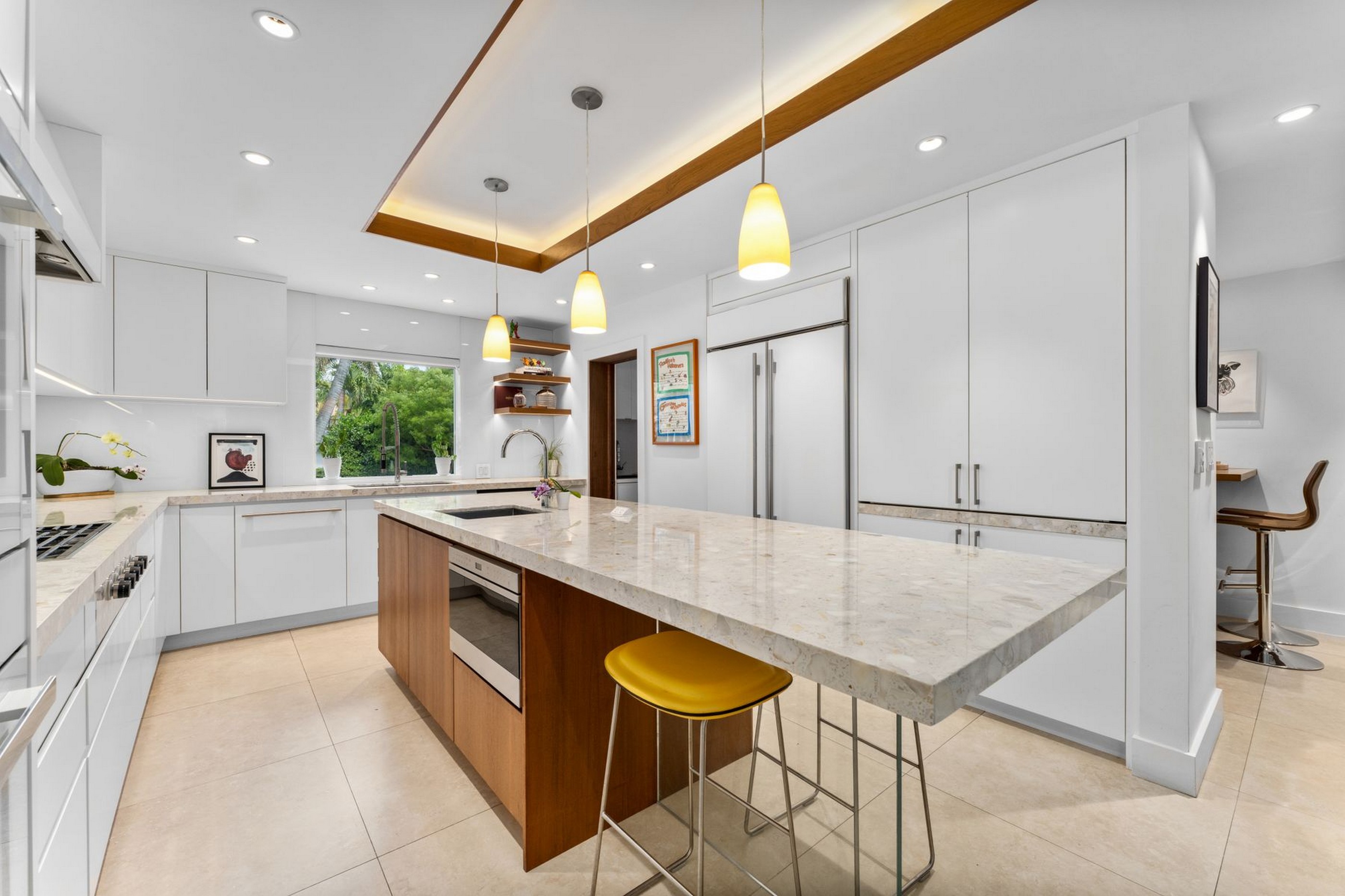 690 Warren Lane Key Biscayne FL 33149