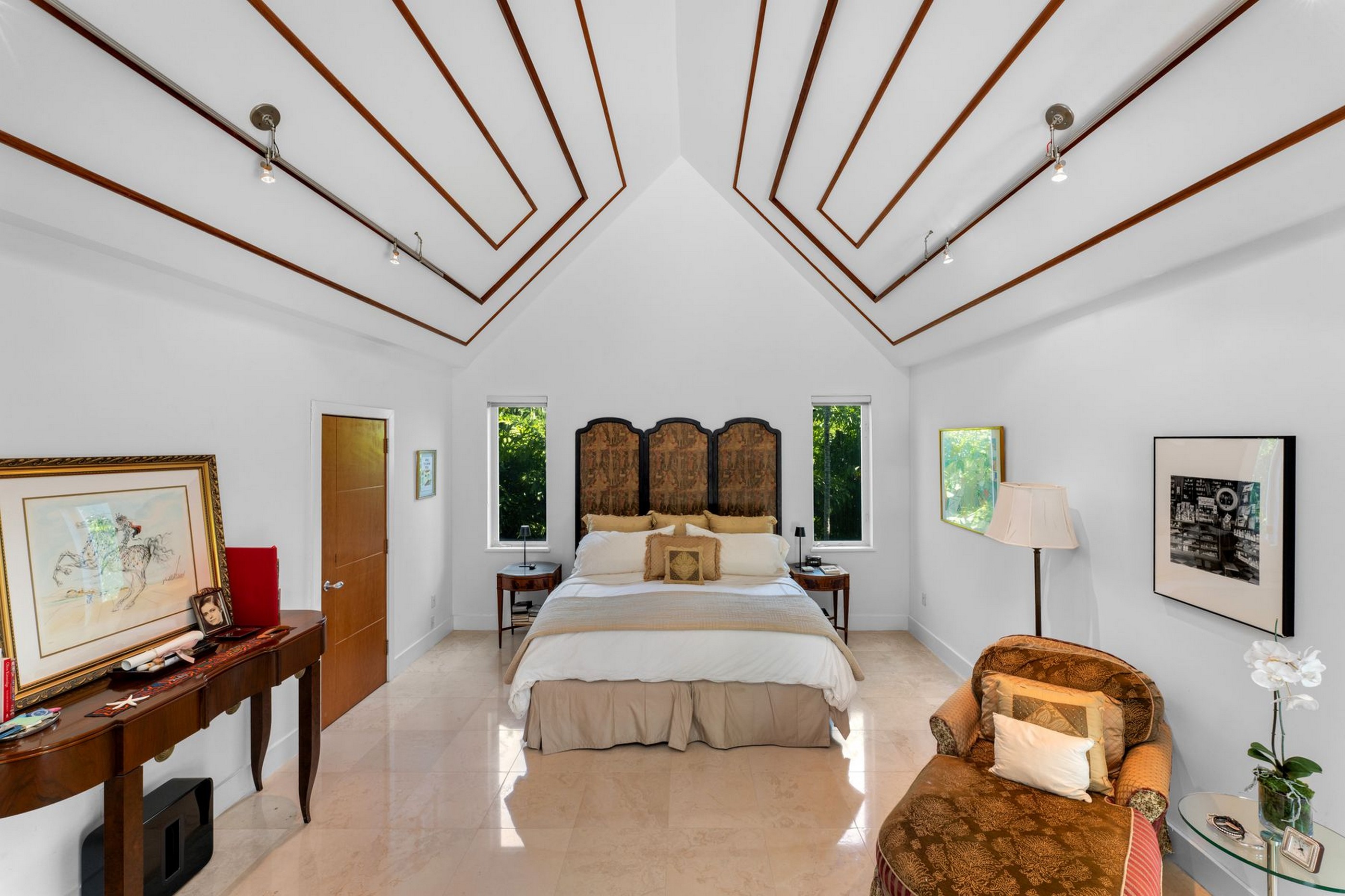 690 Warren Lane Key Biscayne FL 33149