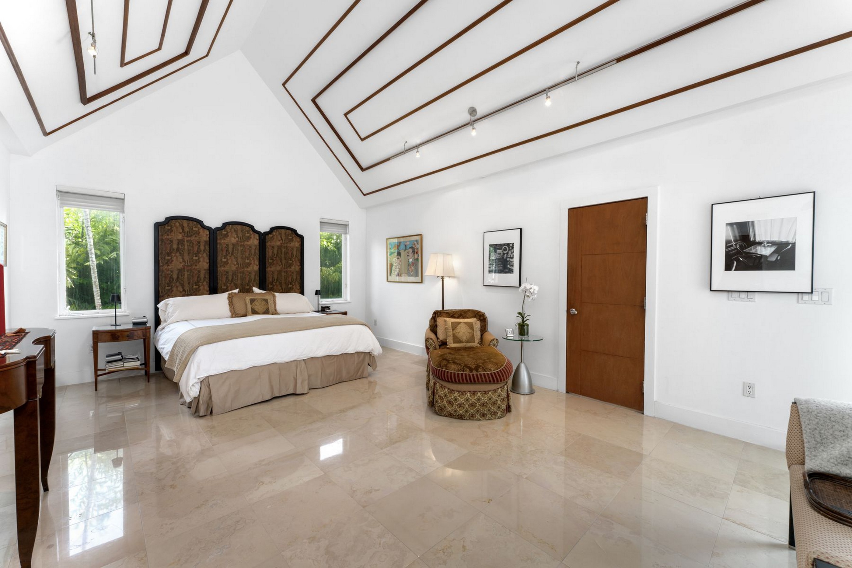 690 Warren Lane Key Biscayne FL 33149