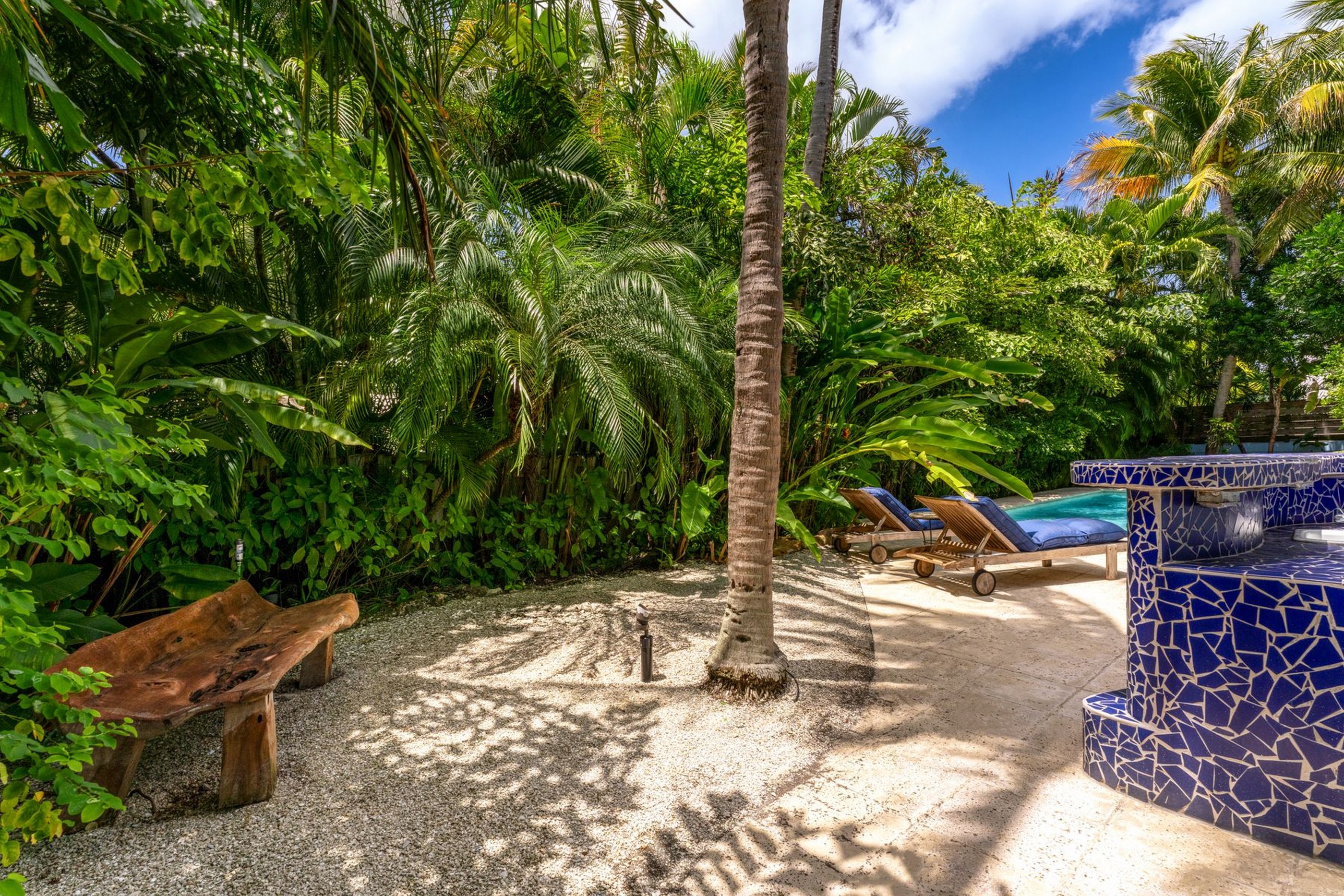 690 Warren Lane Key Biscayne FL 33149