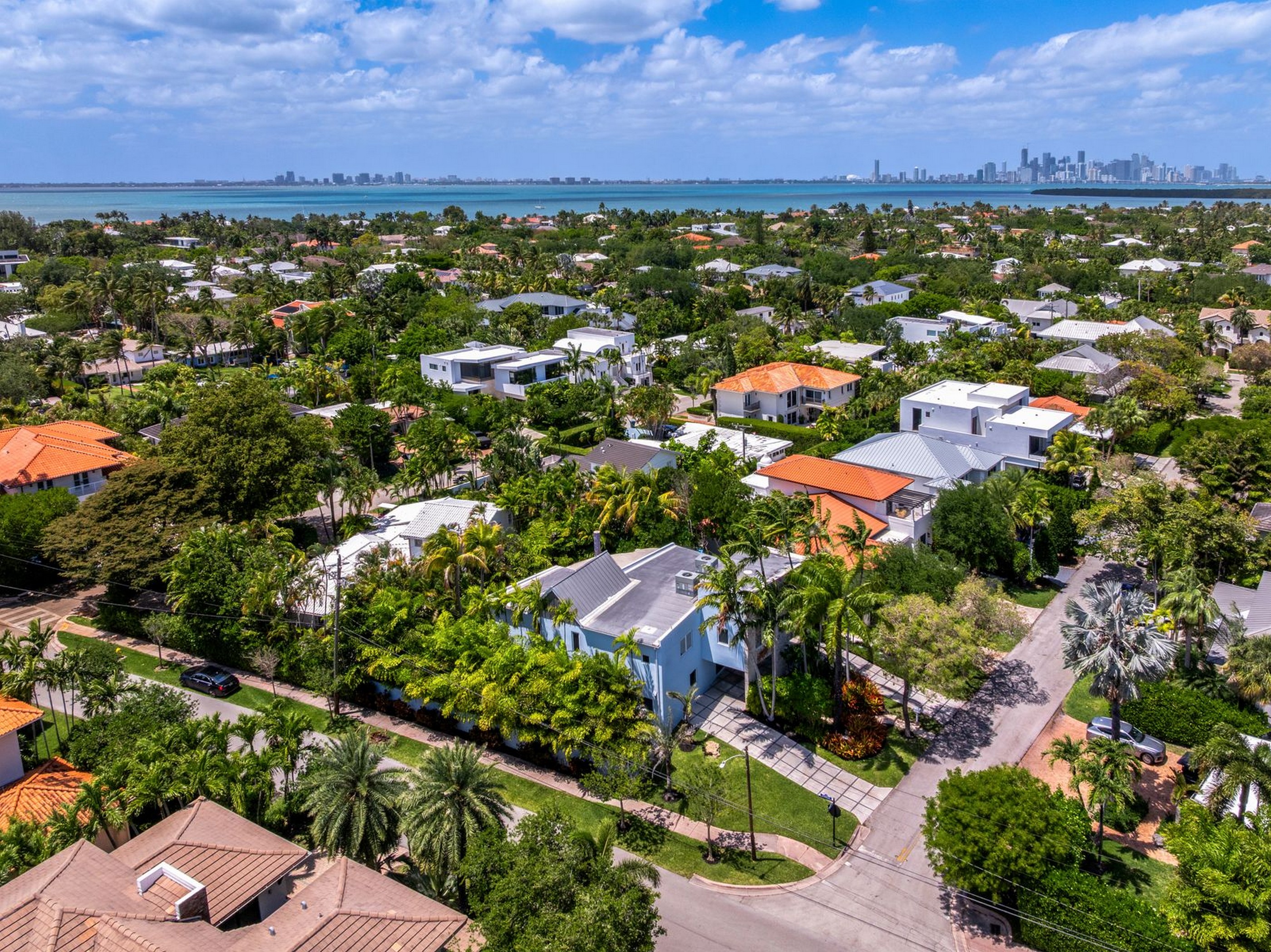 690 Warren Lane Key Biscayne FL 33149
