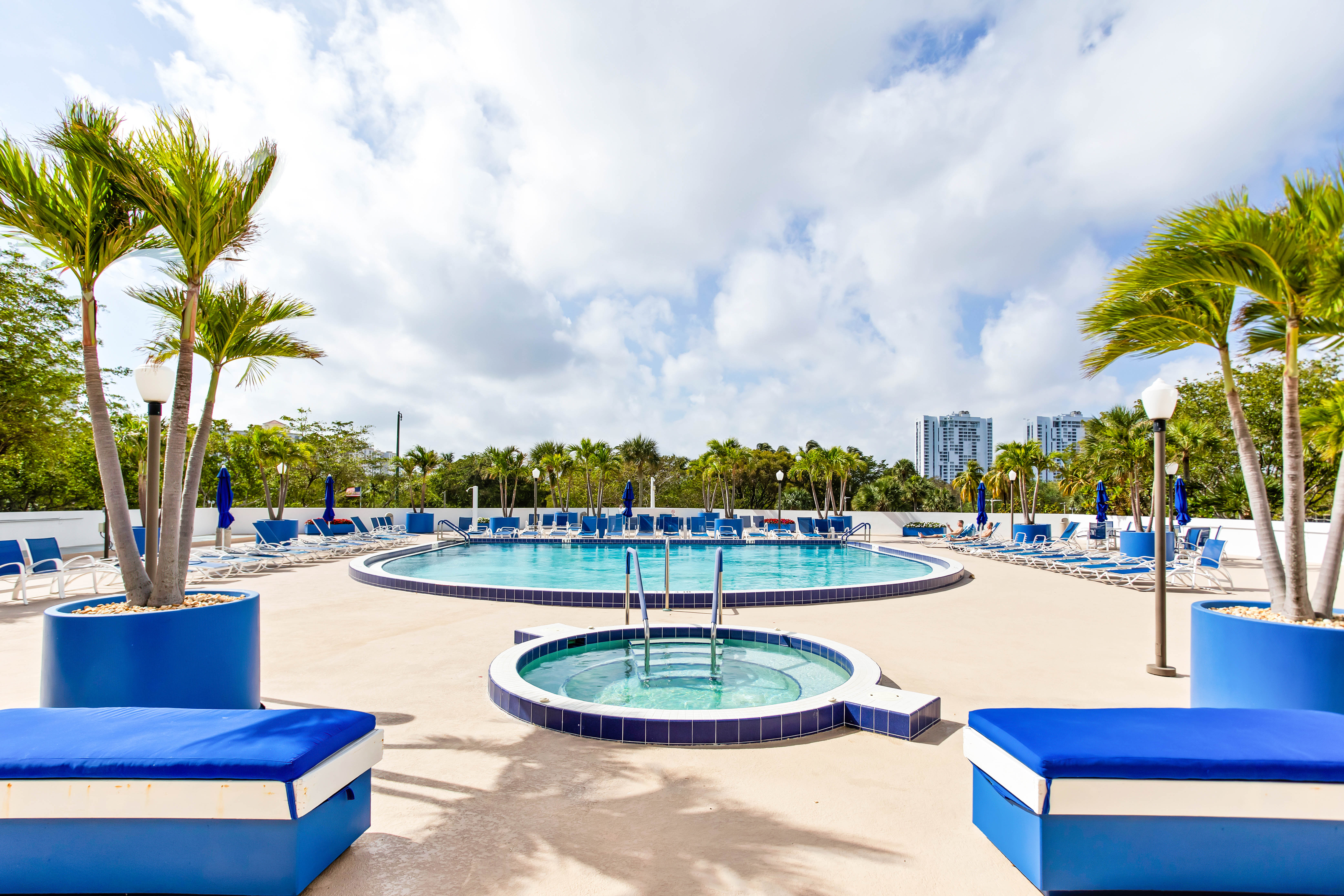 3701 N Country Club Drive Aventura FL 33180