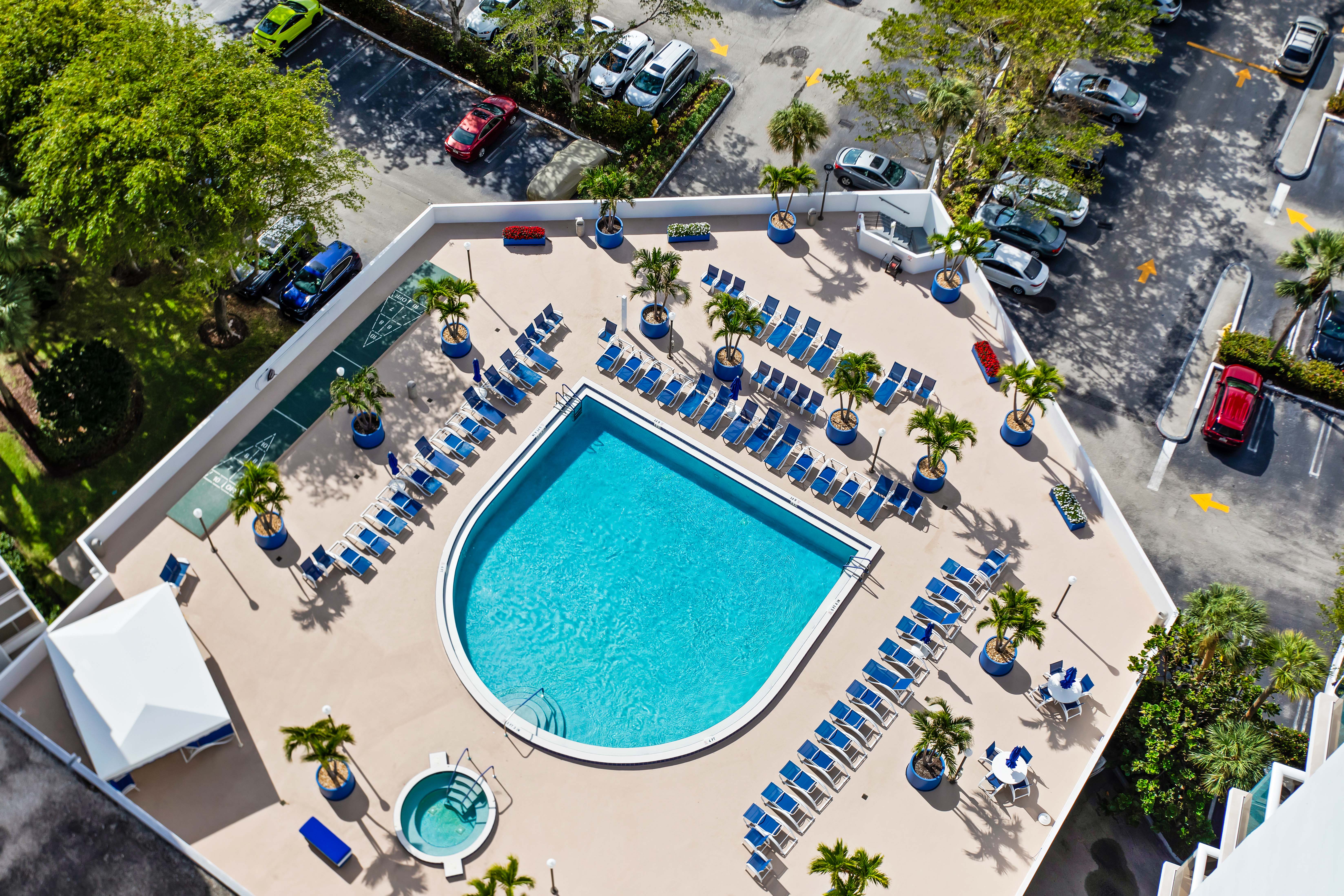 3701 N Country Club Drive Aventura FL 33180