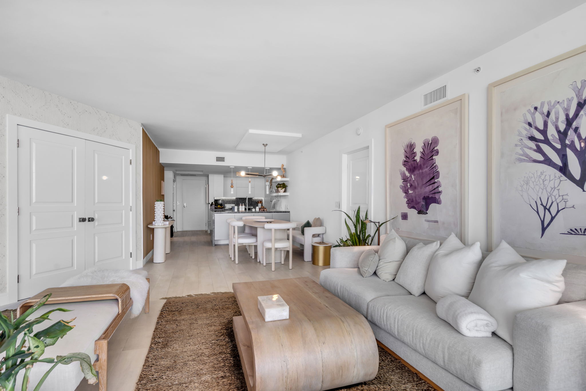 10 Venetian Way Miami Beach FL 33139