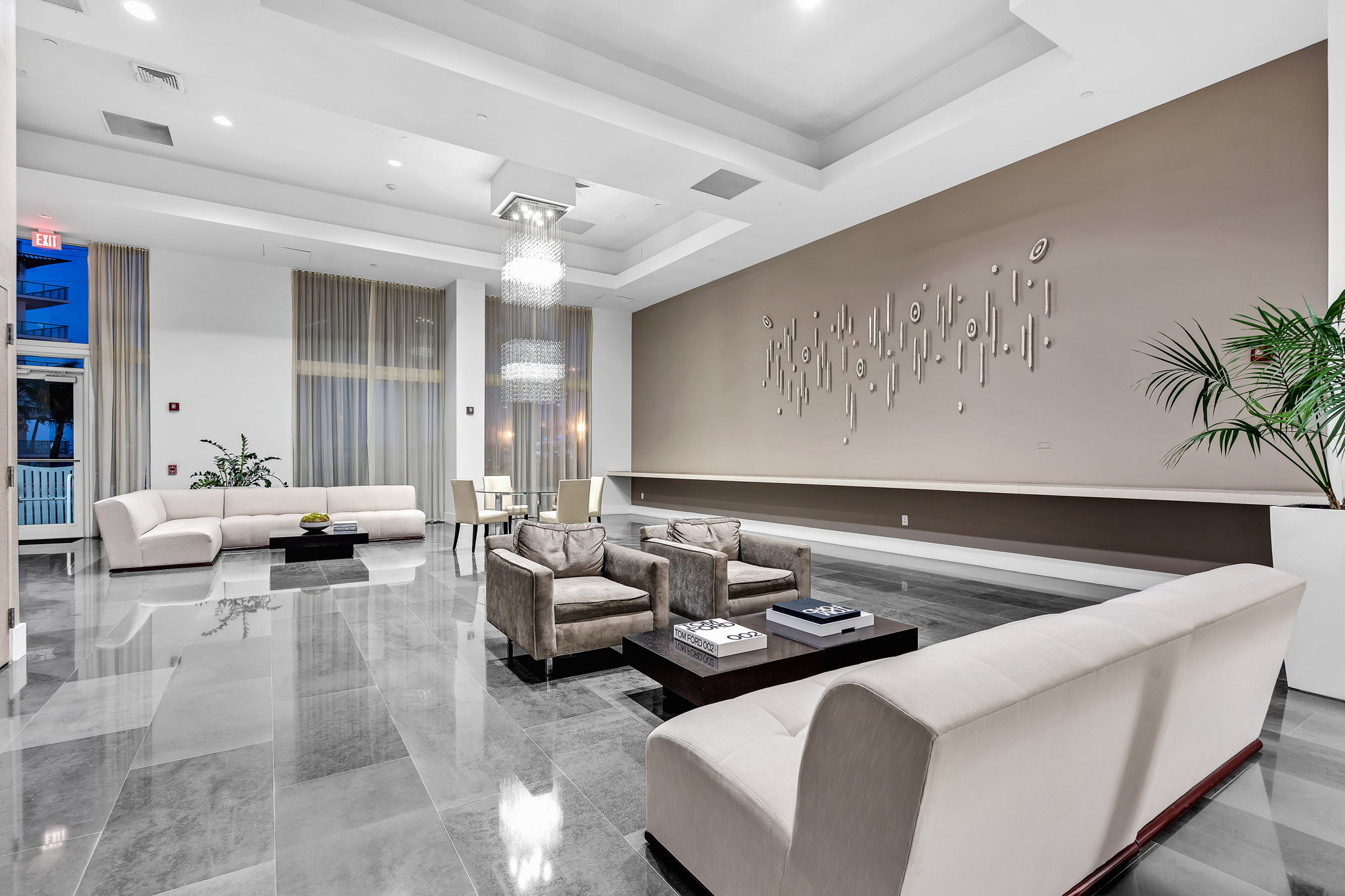 10 Venetian Way Miami Beach FL 33139