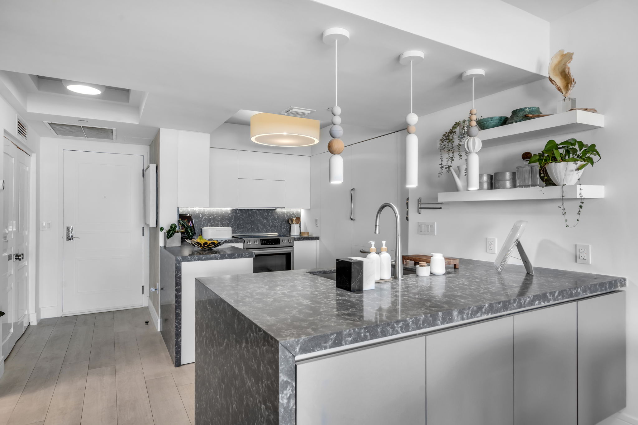10 Venetian Way Miami Beach FL 33139
