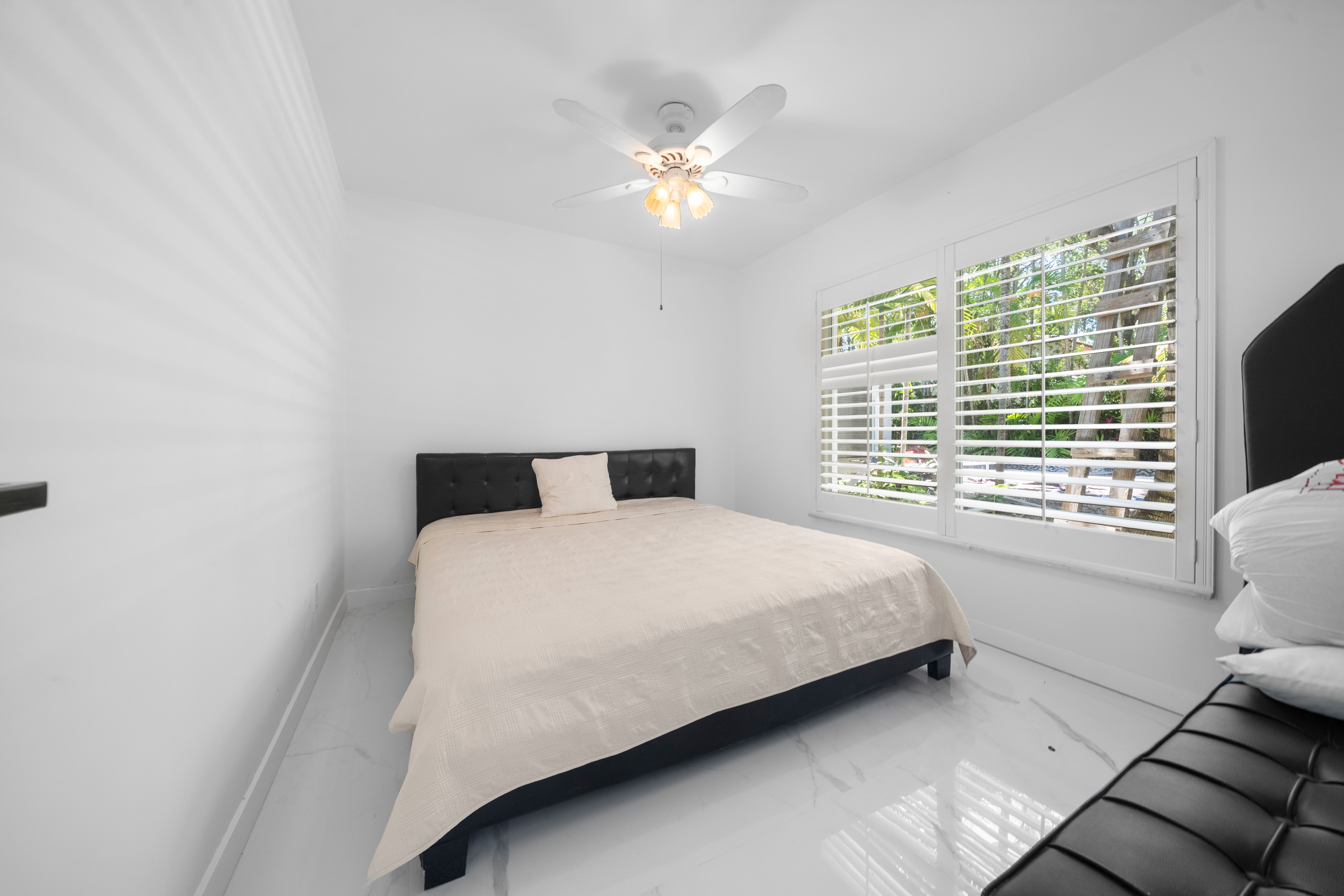 5824 Alton Road Miami Beach FL 33140