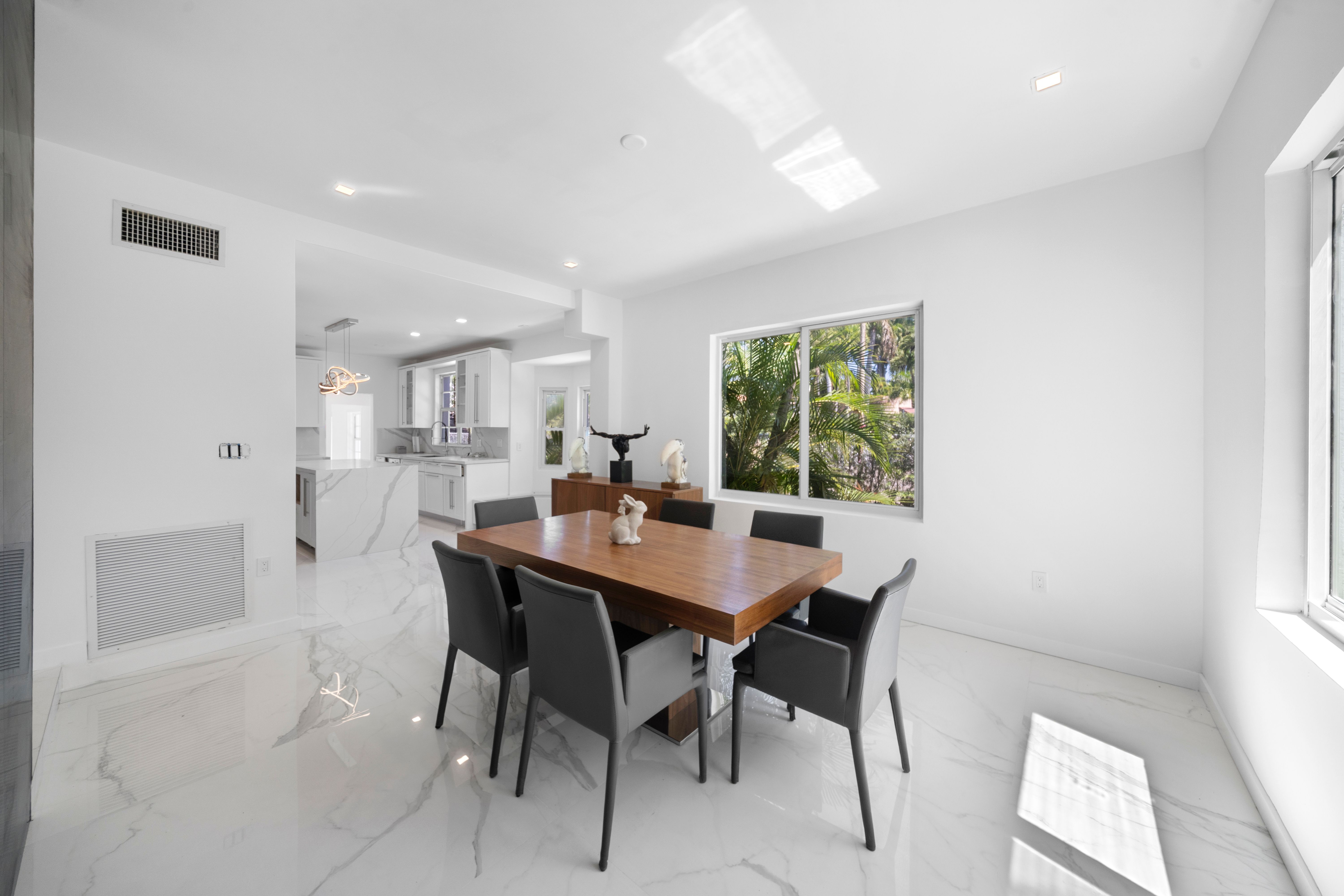 5824 Alton Road Miami Beach FL 33140