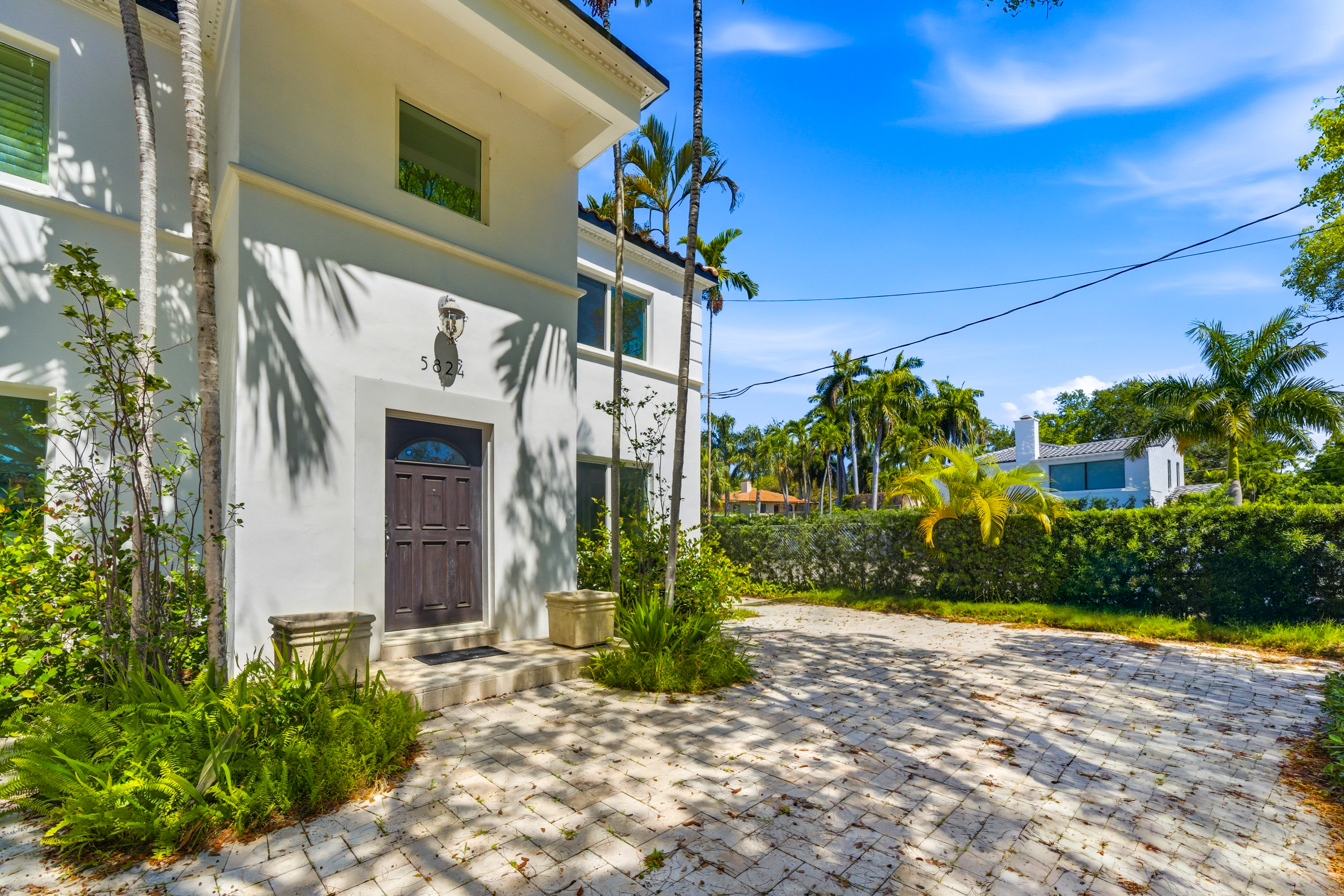 5824 Alton Road Miami Beach FL 33140