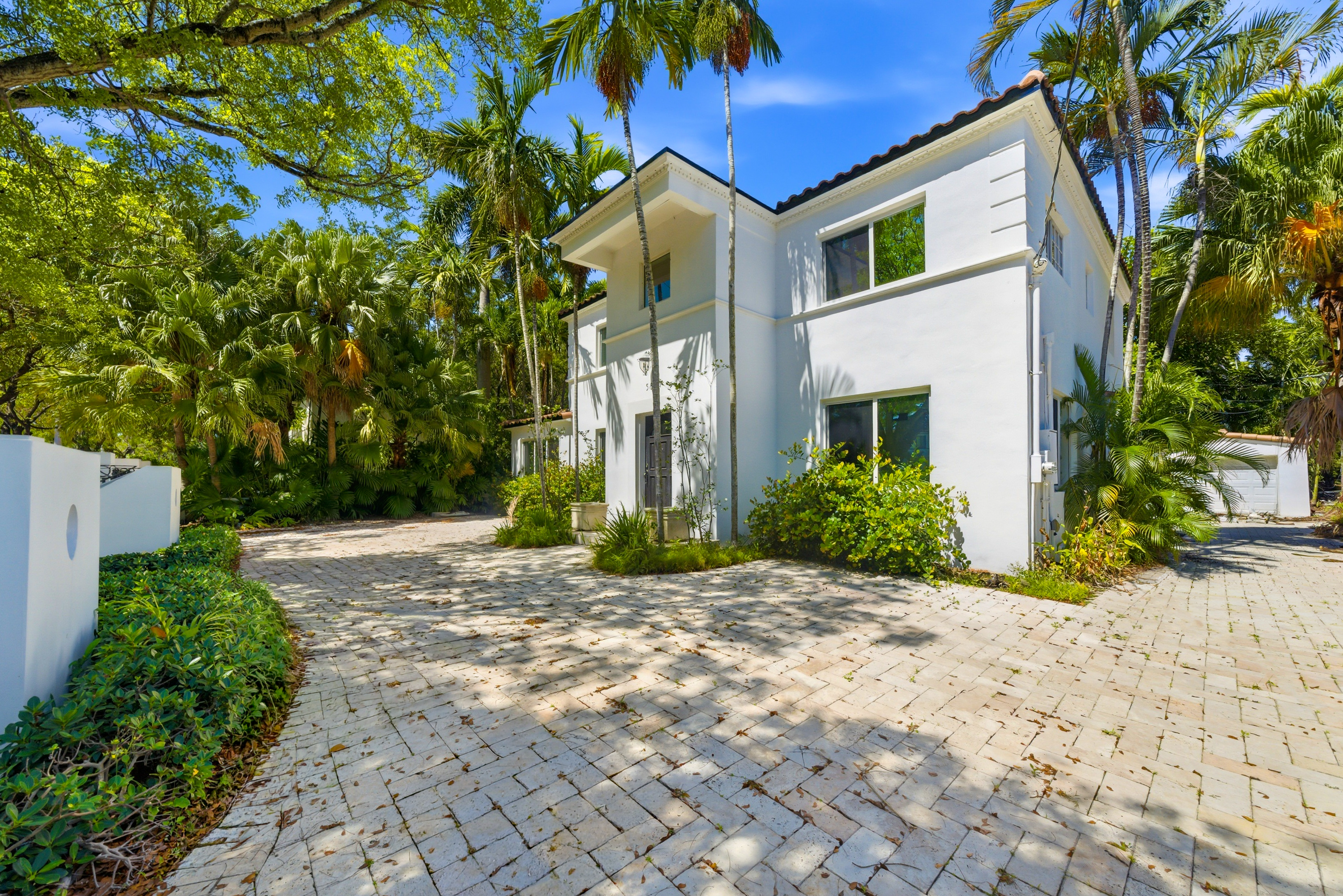5824 Alton Road Miami Beach FL 33140