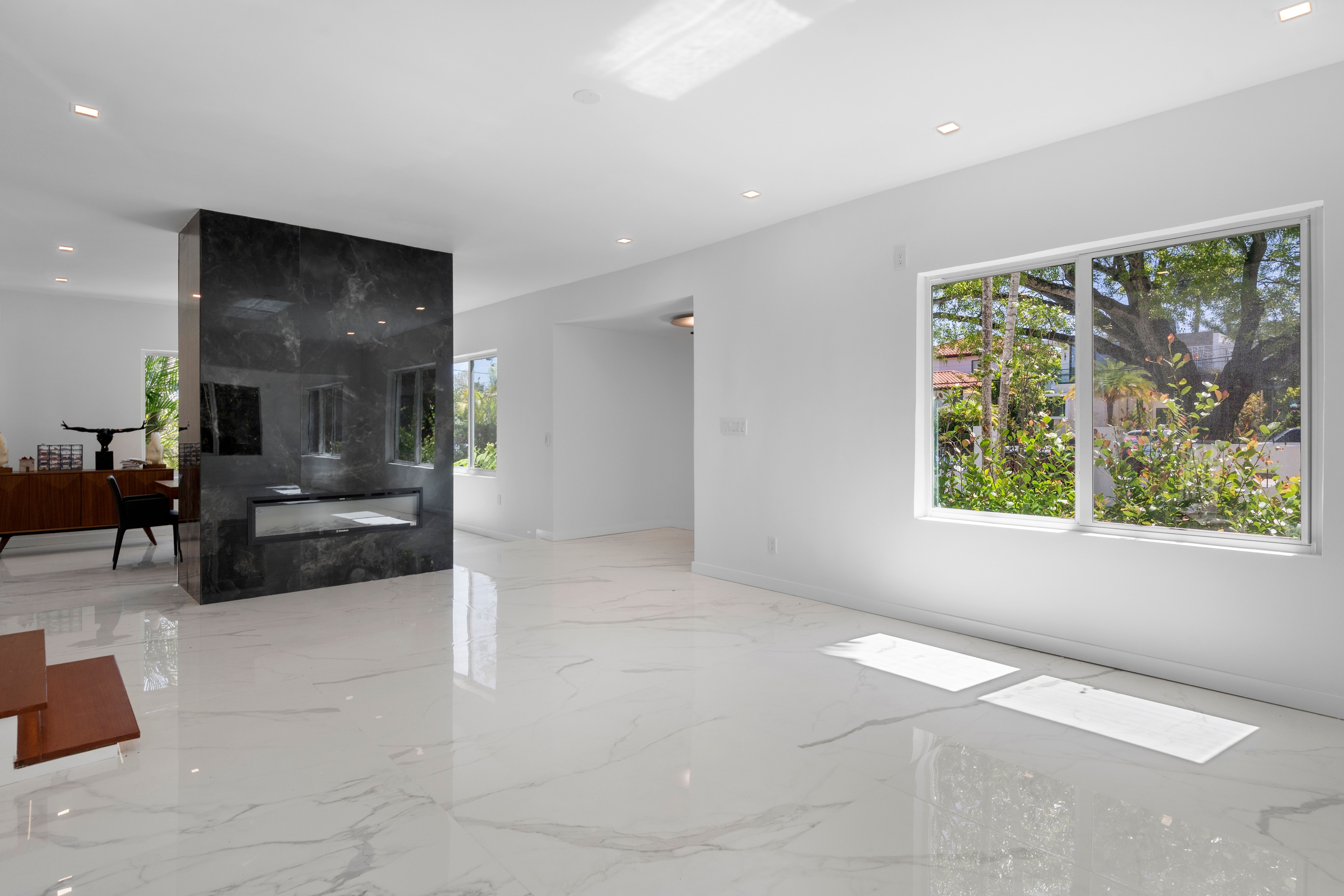 5824 Alton Road Miami Beach FL 33140
