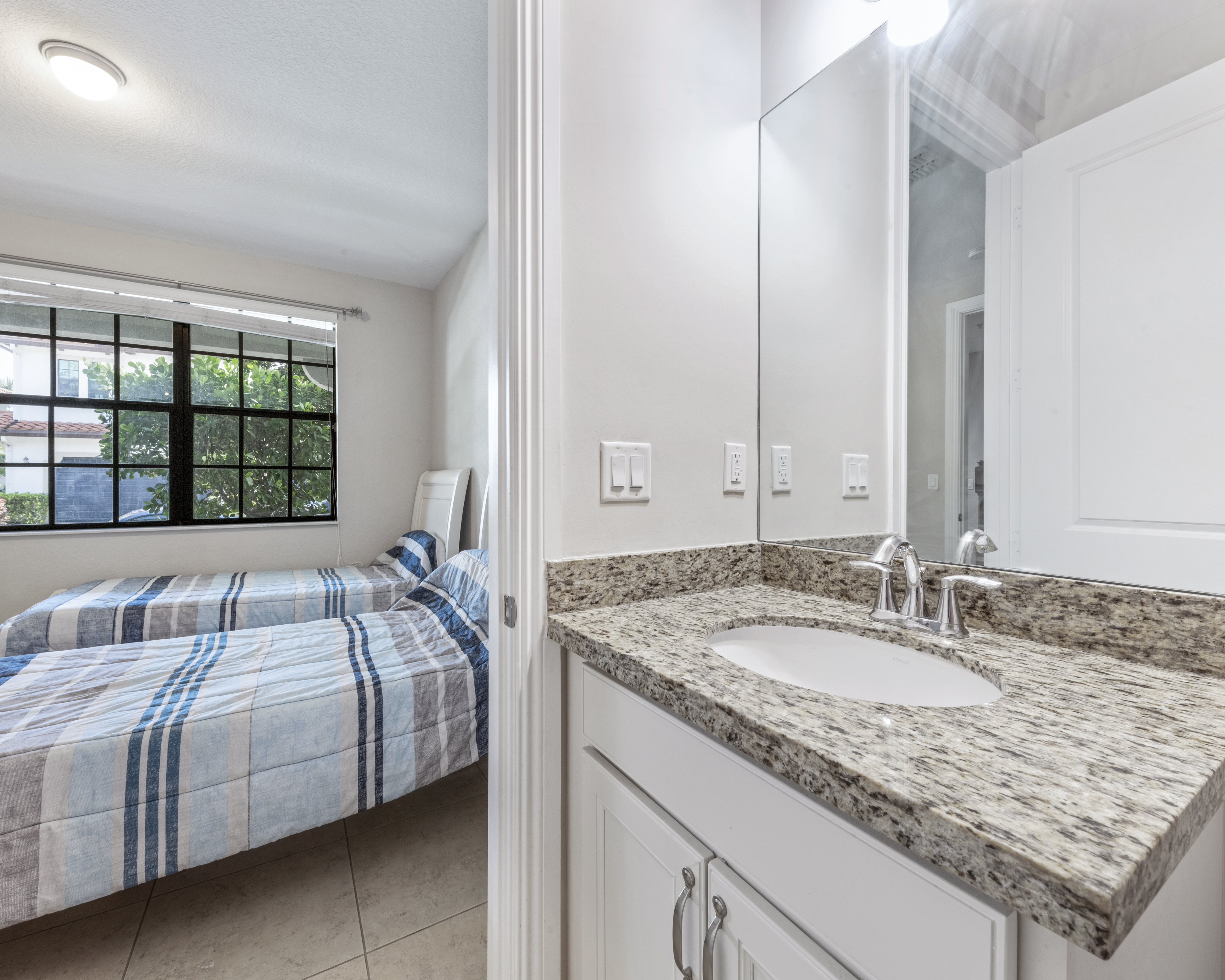 11348 SW 14th Street Pembroke Pines FL 33025