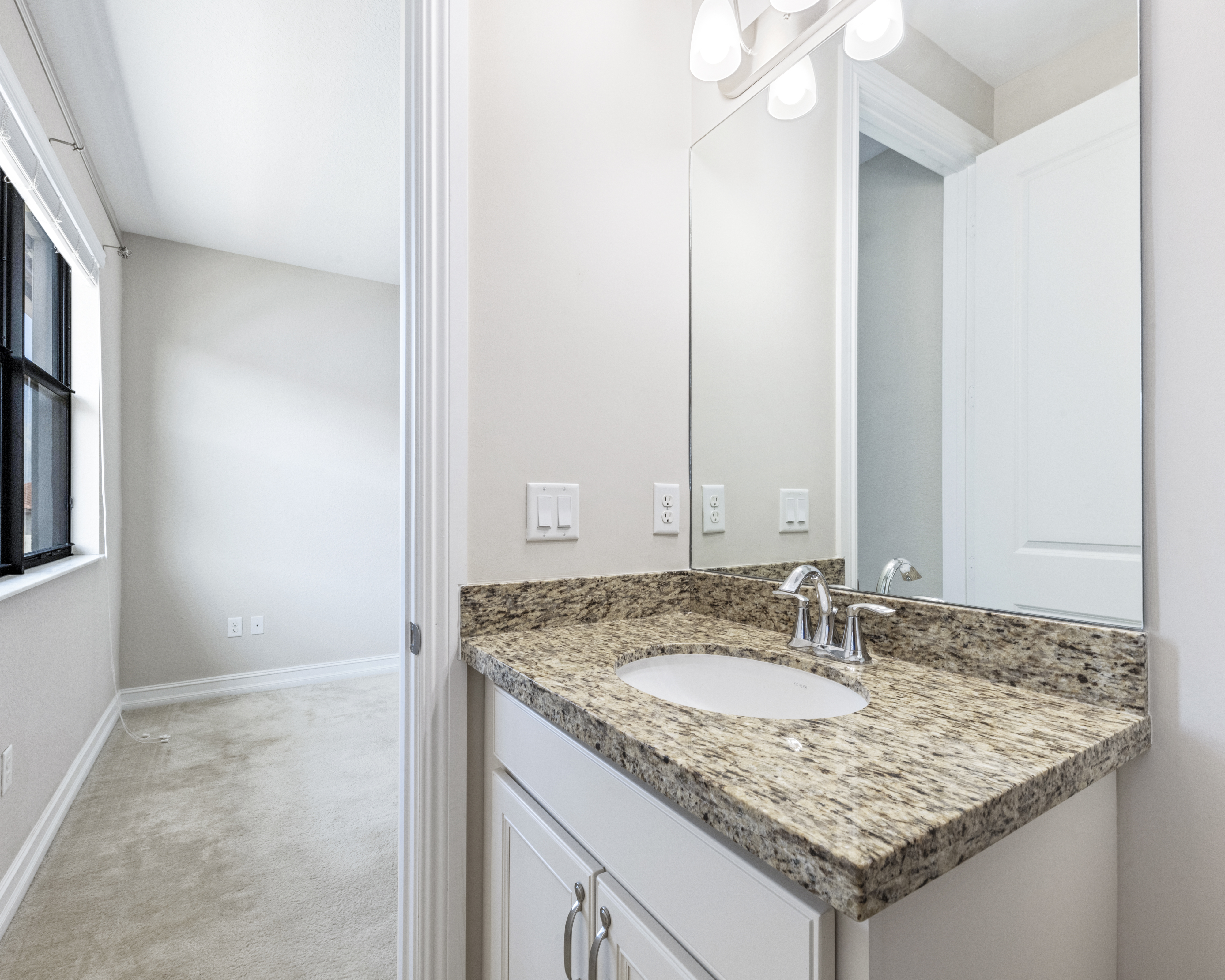11348 SW 14th Street Pembroke Pines FL 33025