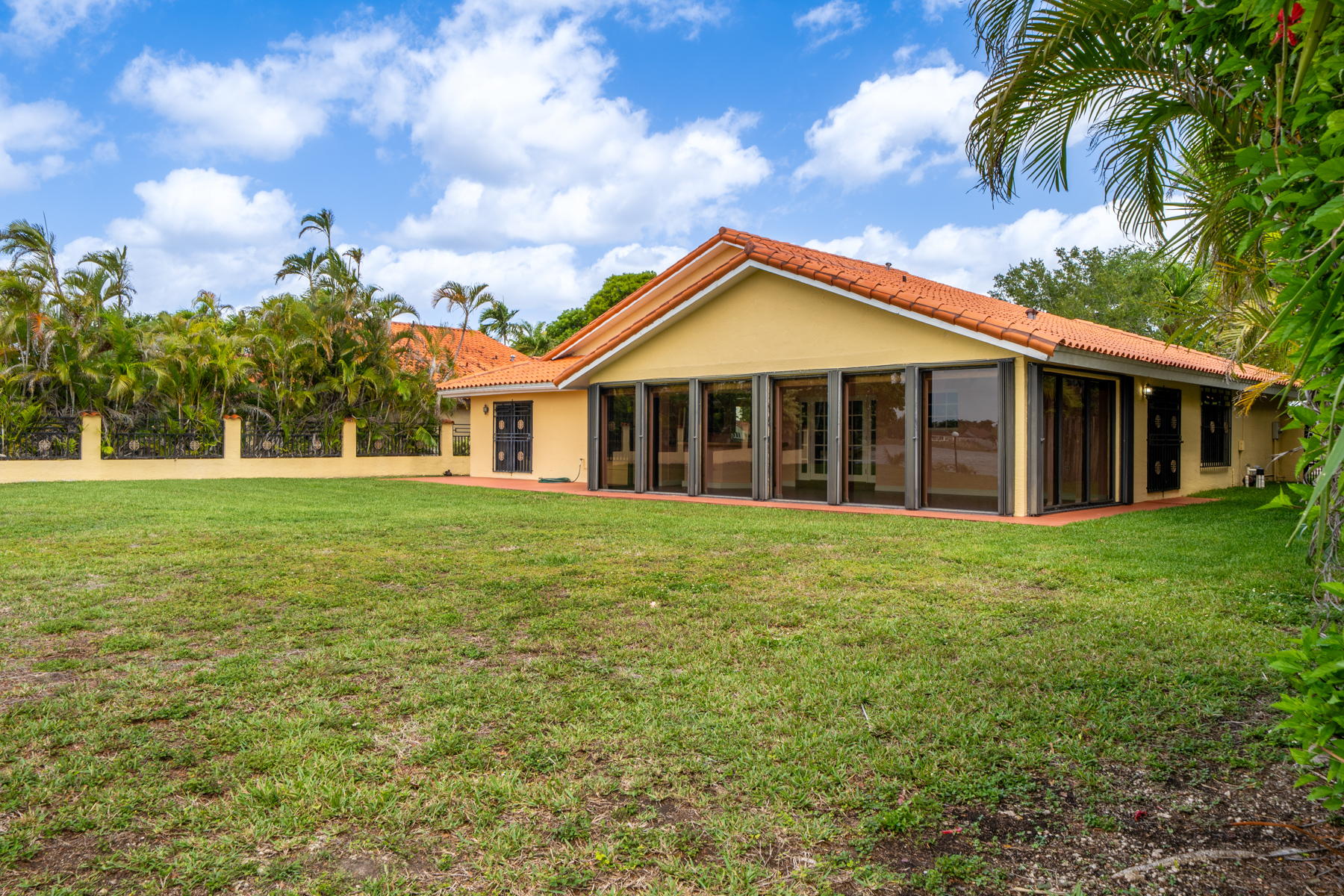 14452 SW 43rd Terrace Miami FL 33175
