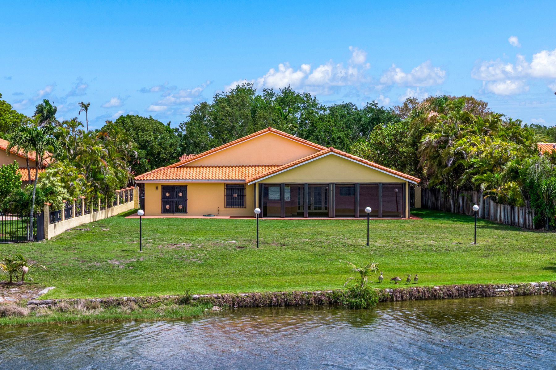 14452 SW 43rd Terrace Miami FL 33175