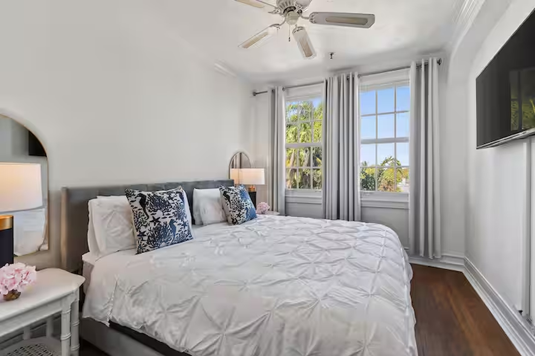 235 Sunrise Palm Beach FL 33480