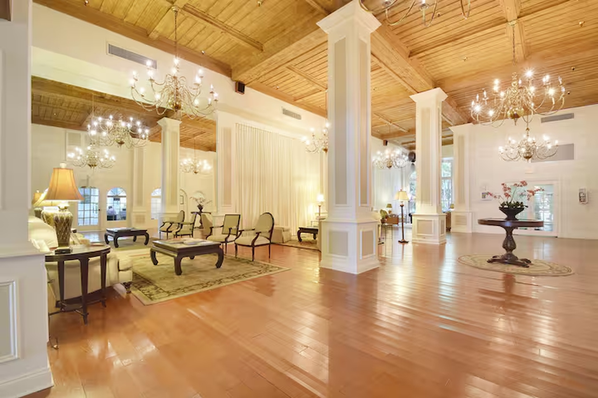 235 Sunrise Palm Beach FL 33480