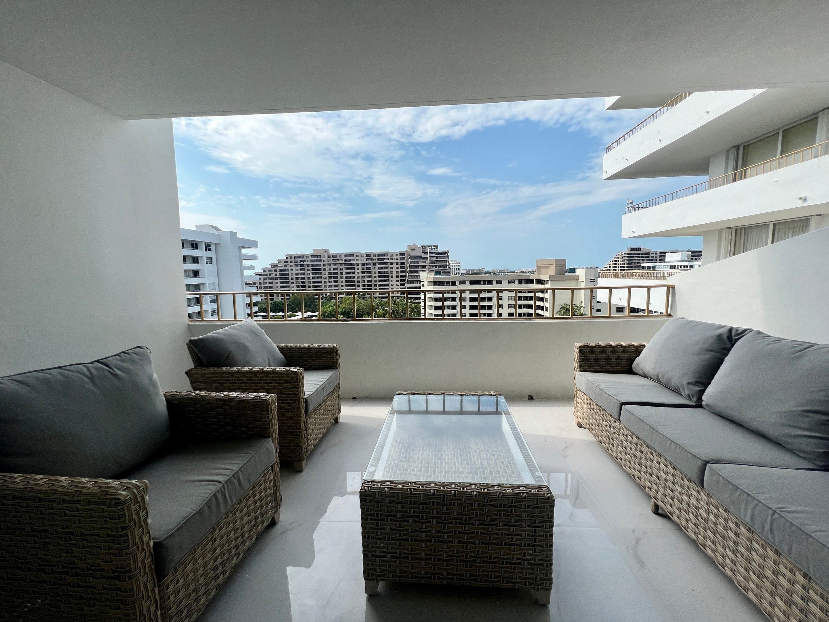 155 Ocean Lane Drive Key Biscayne FL 33149