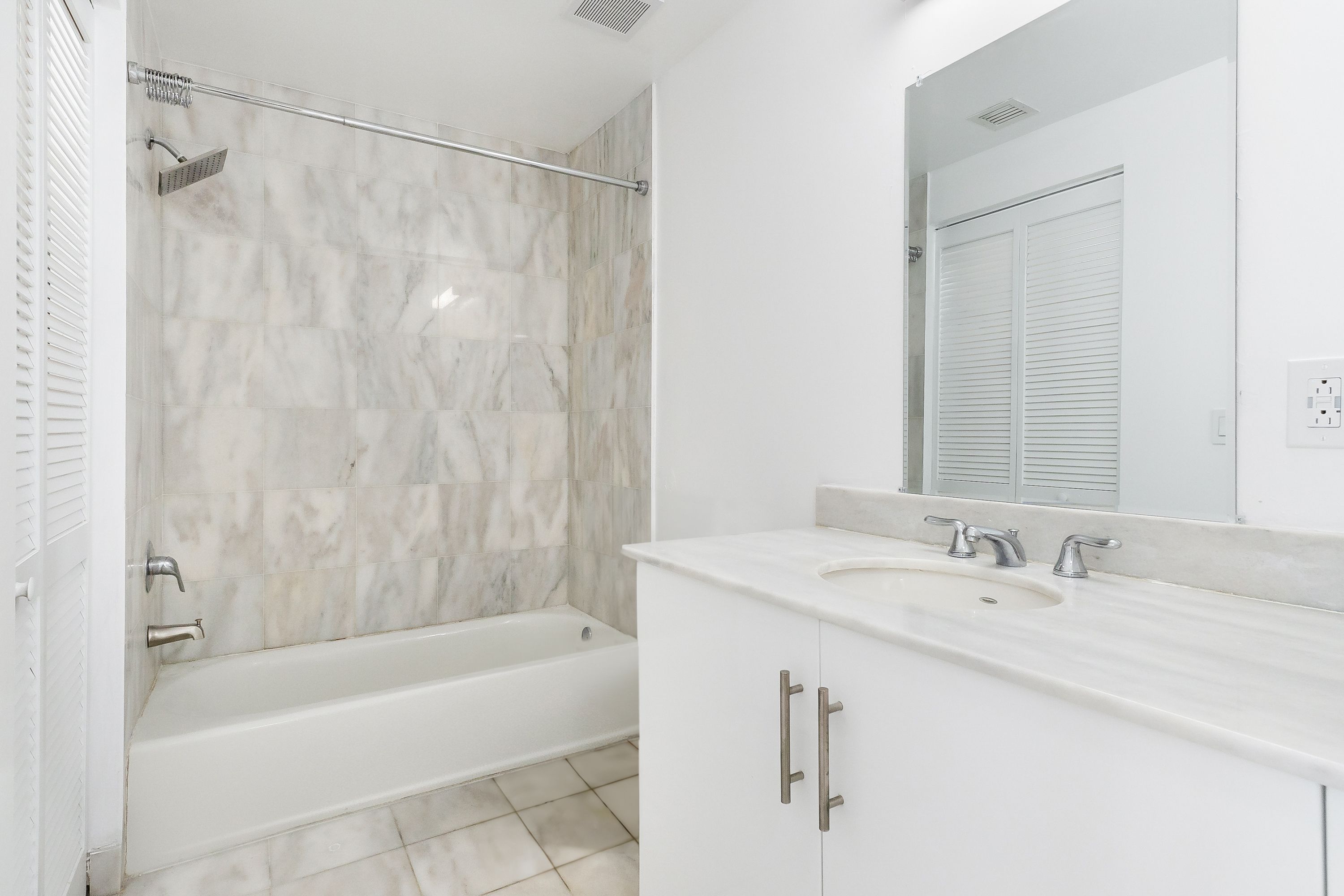 725 NE 22nd Street Miami FL 33137