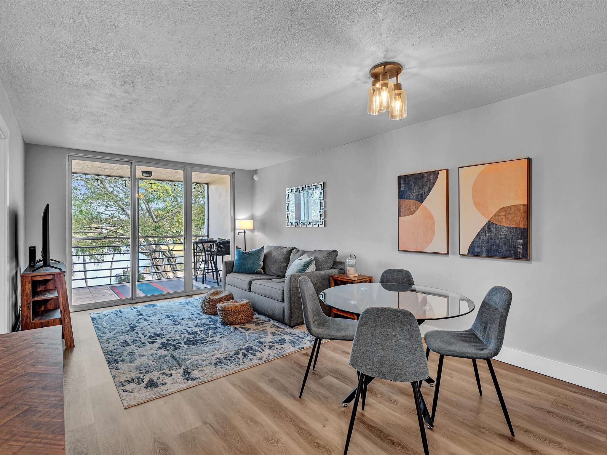 9340 Lagoon Place Davie FL 33324