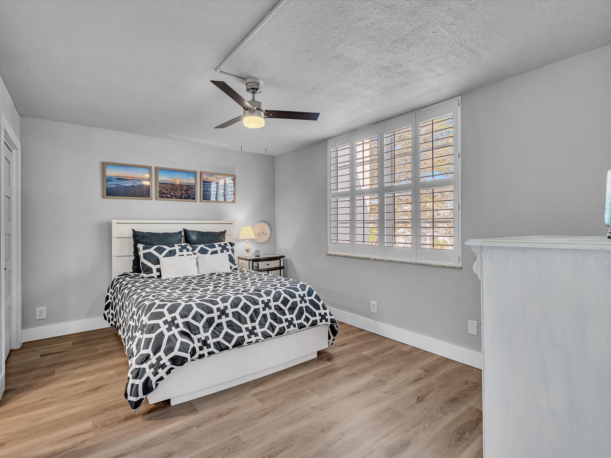 9340 Lagoon Place Davie FL 33324