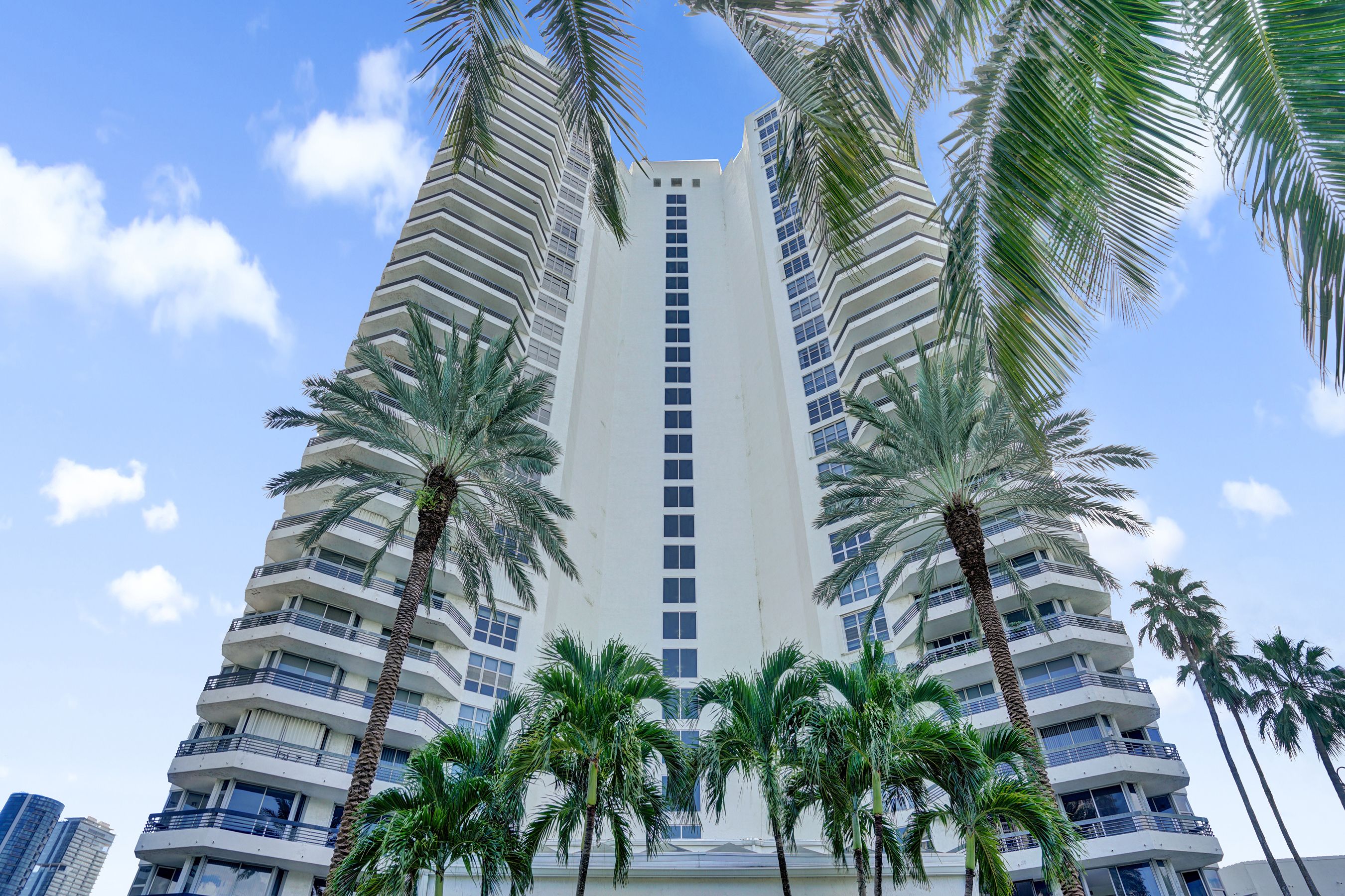 19101 NE 36th Place Aventura FL 33180