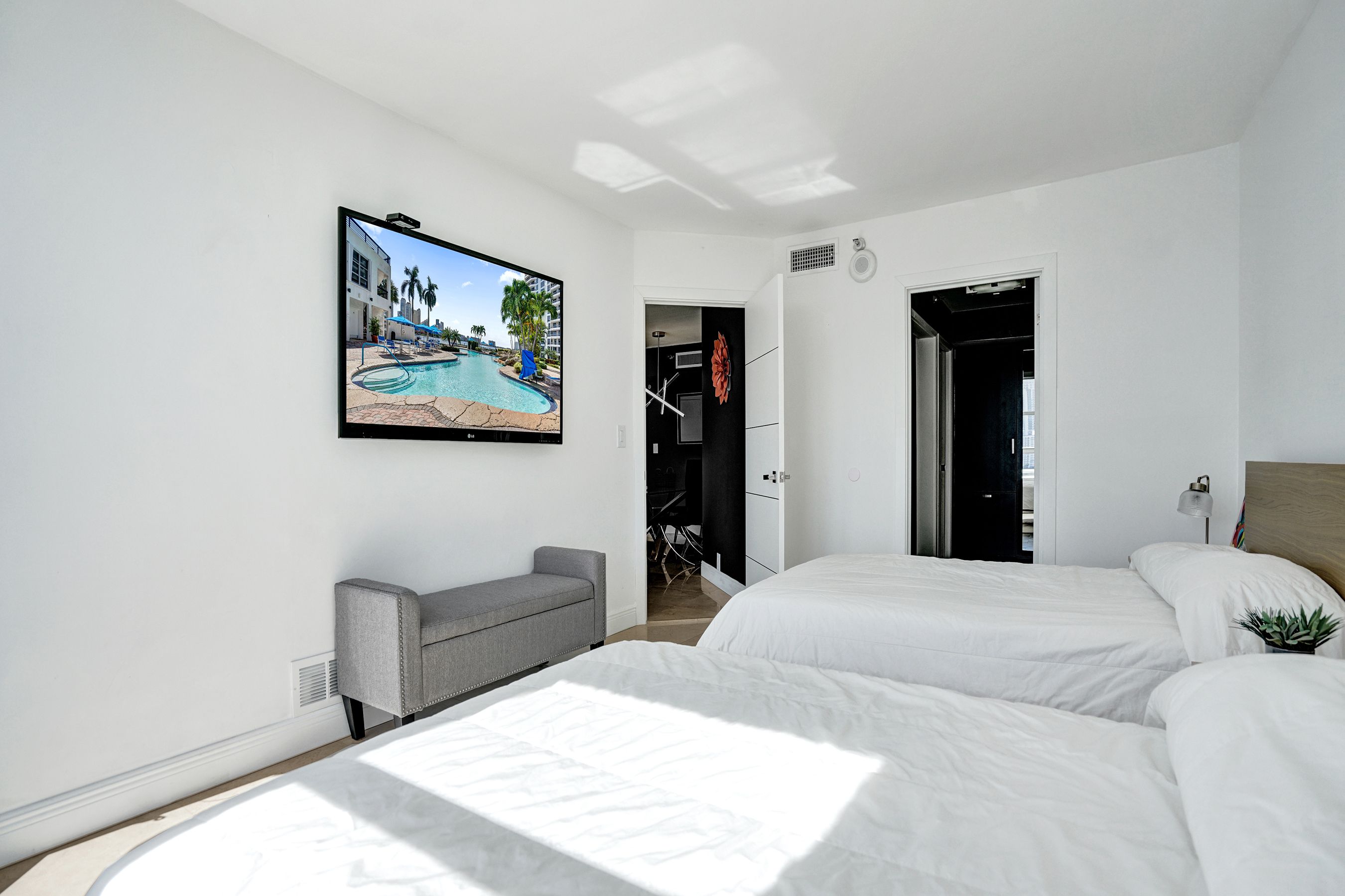 19101 NE 36th Place Aventura FL 33180