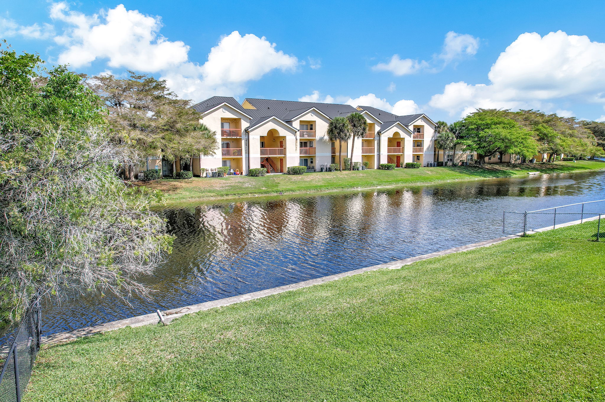 9603 NW 74th Court Tamarac FL 33321