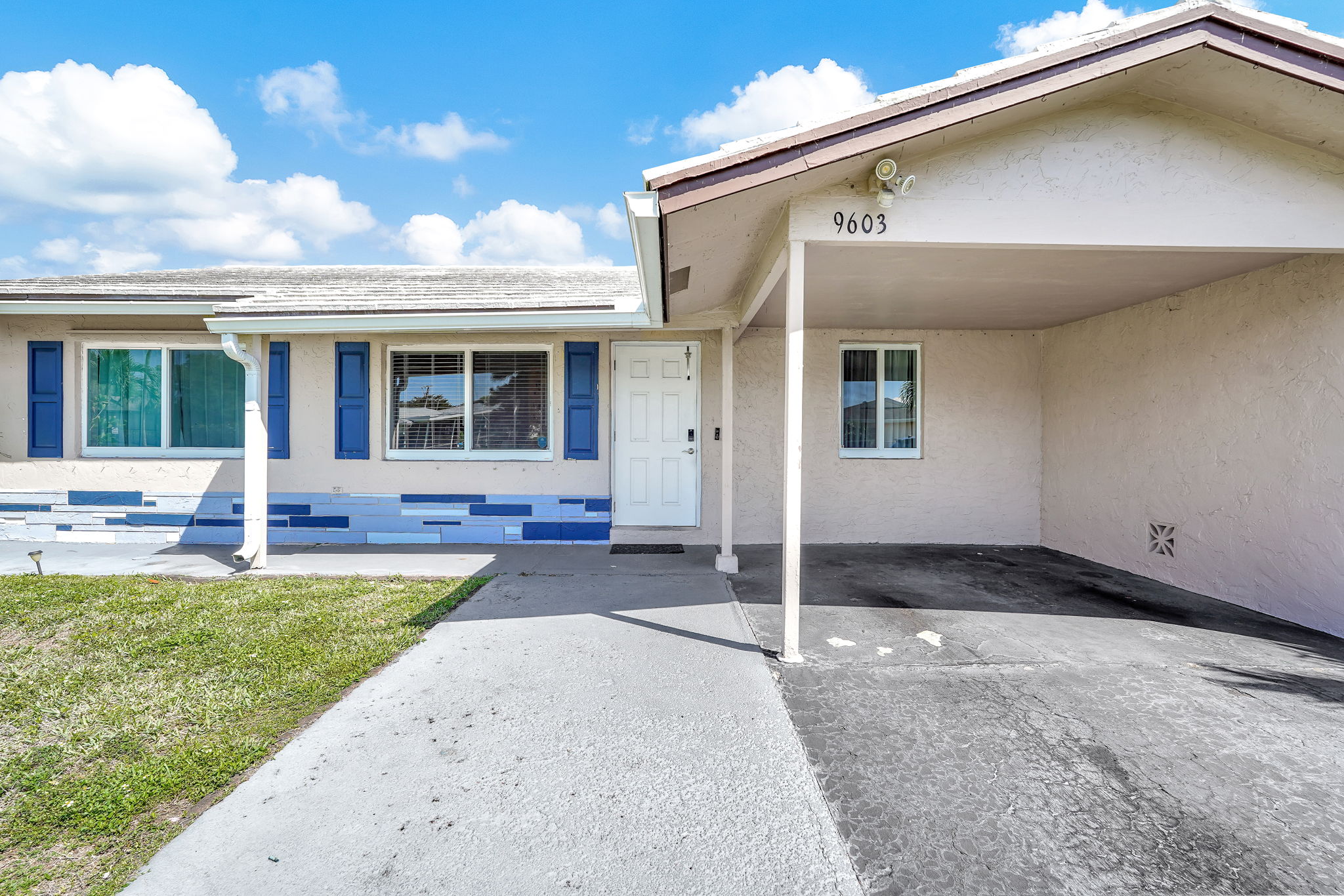 9603 NW 74th Court Tamarac FL 33321