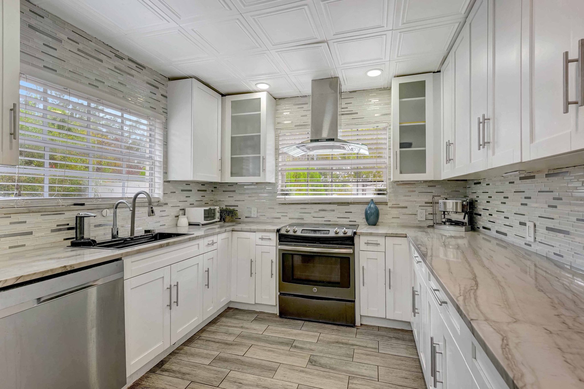 18600 NE 7th Court North Miami Beach FL 33179