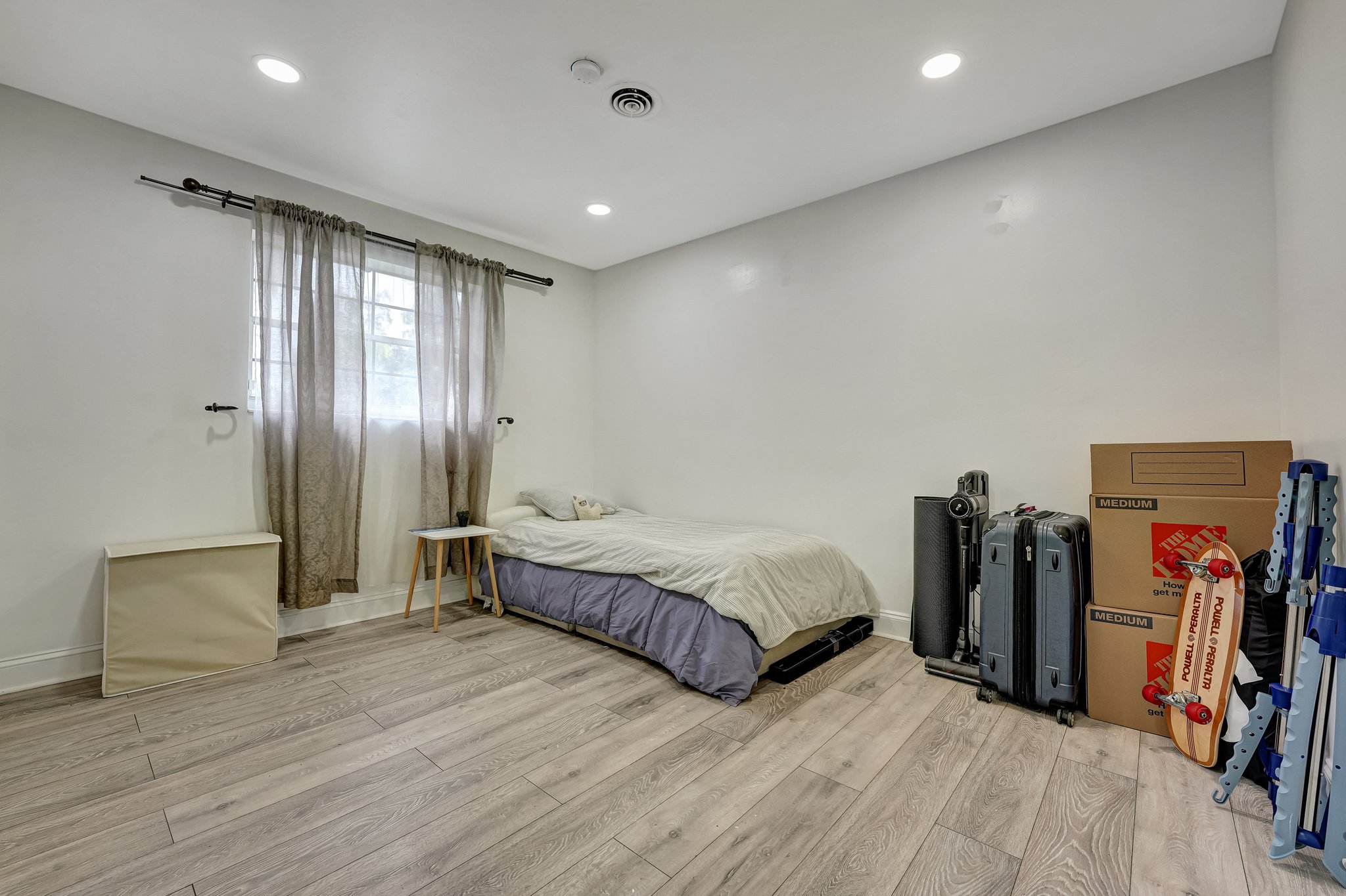 18600 NE 7th Court North Miami Beach FL 33179