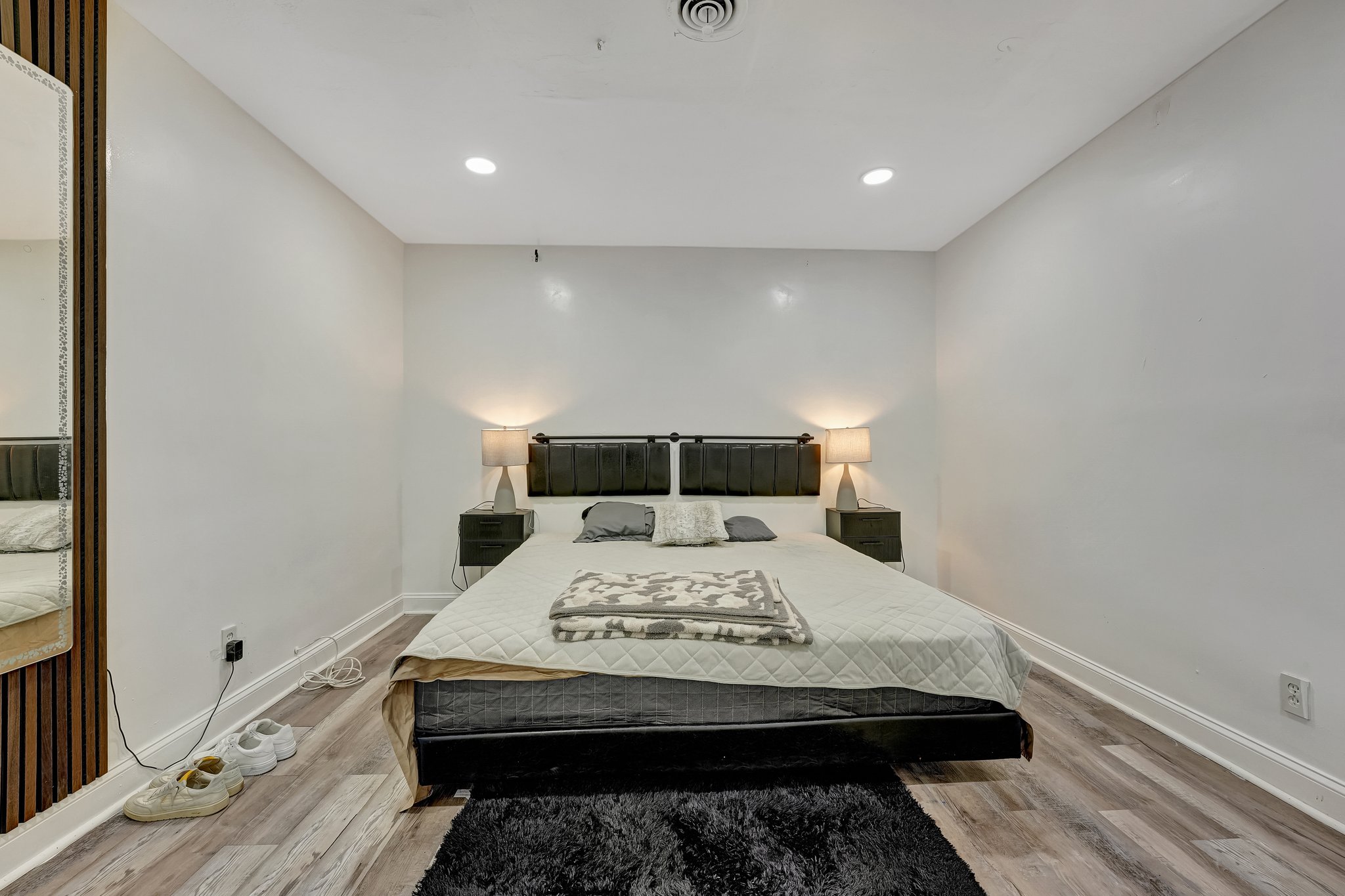 18600 NE 7th Court North Miami Beach FL 33179