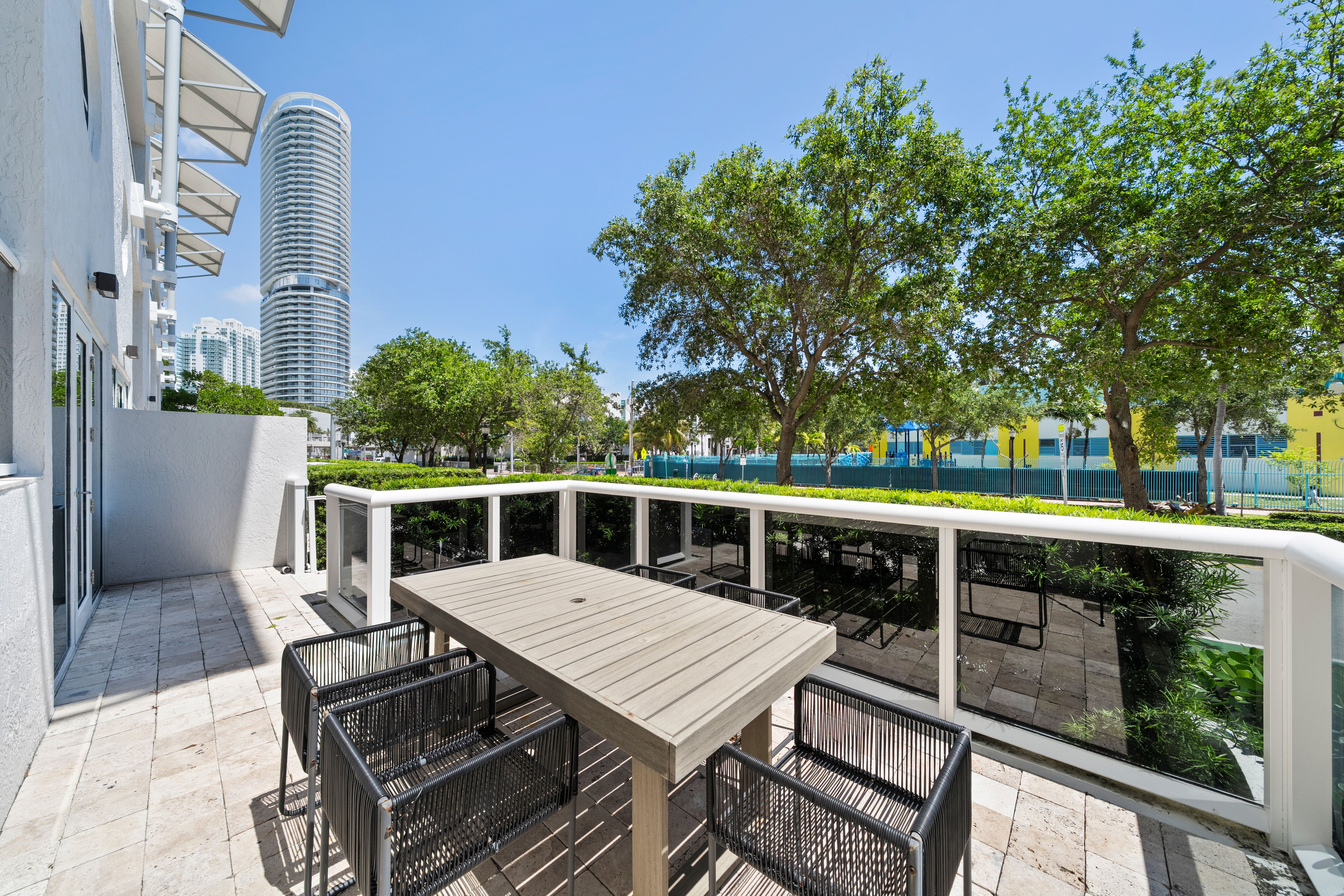 400 Alton Road Miami Beach FL 33139