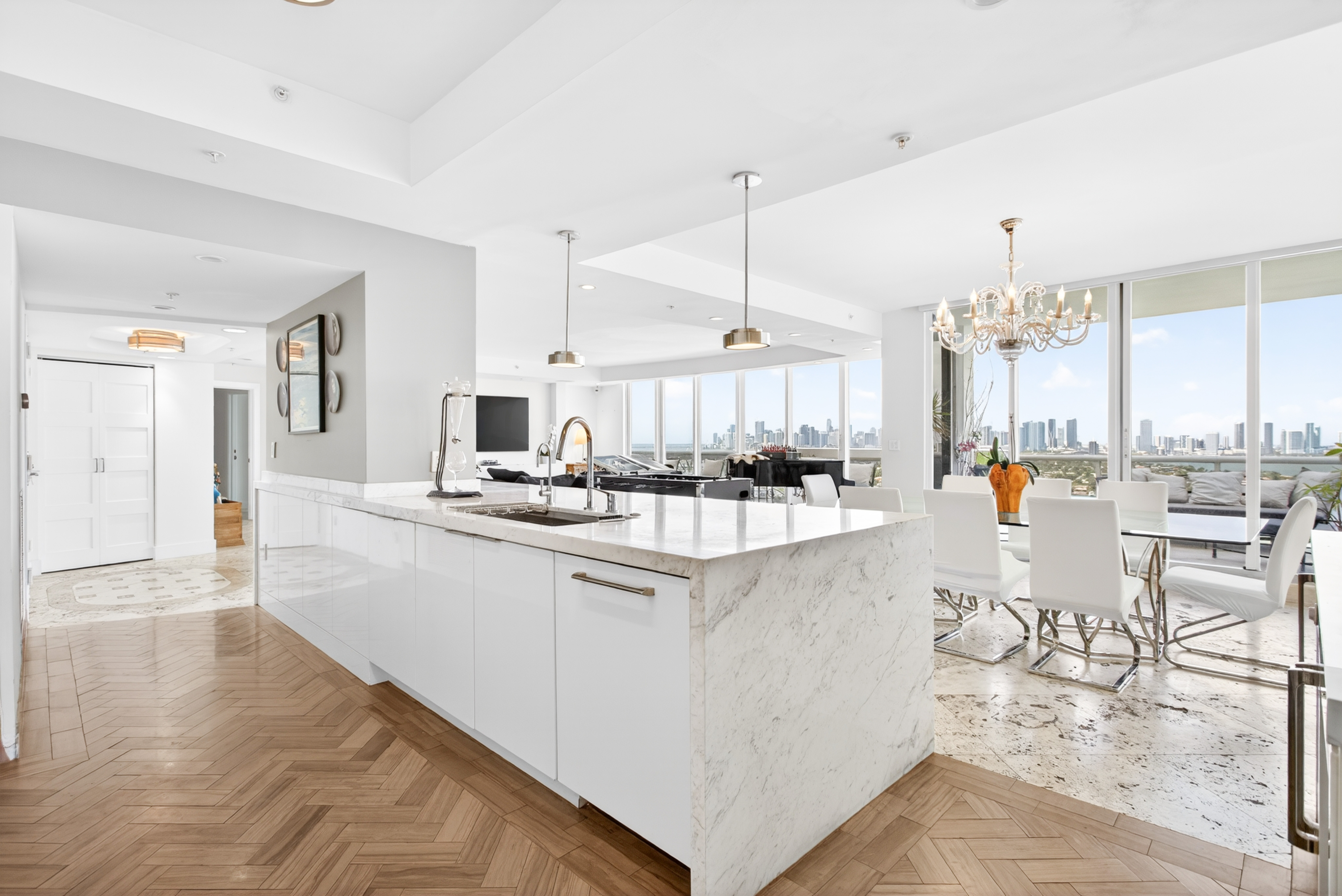 1900 Sunset Harbour Drive Miami Beach FL 33139