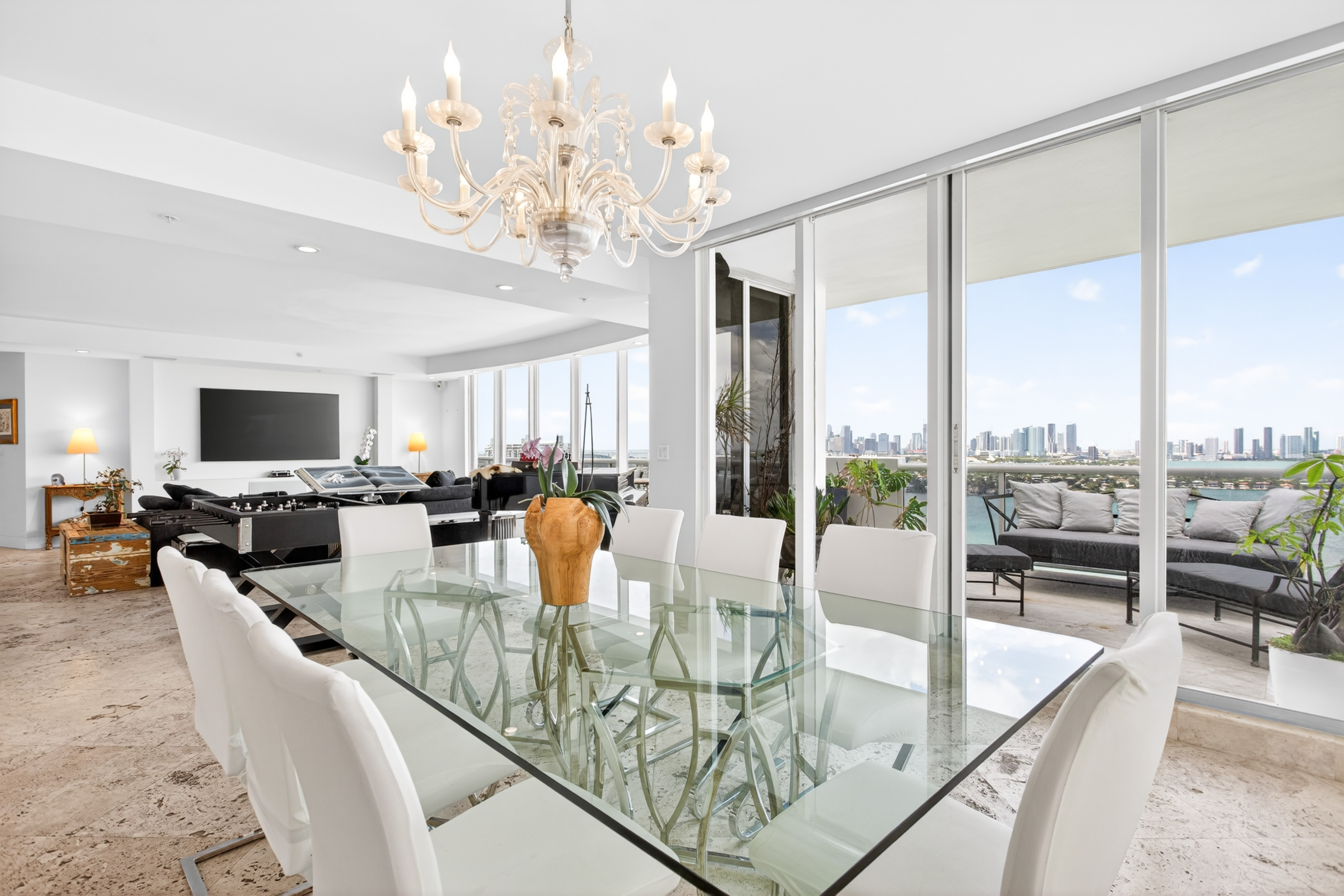 1900 Sunset Harbour Drive Miami Beach FL 33139