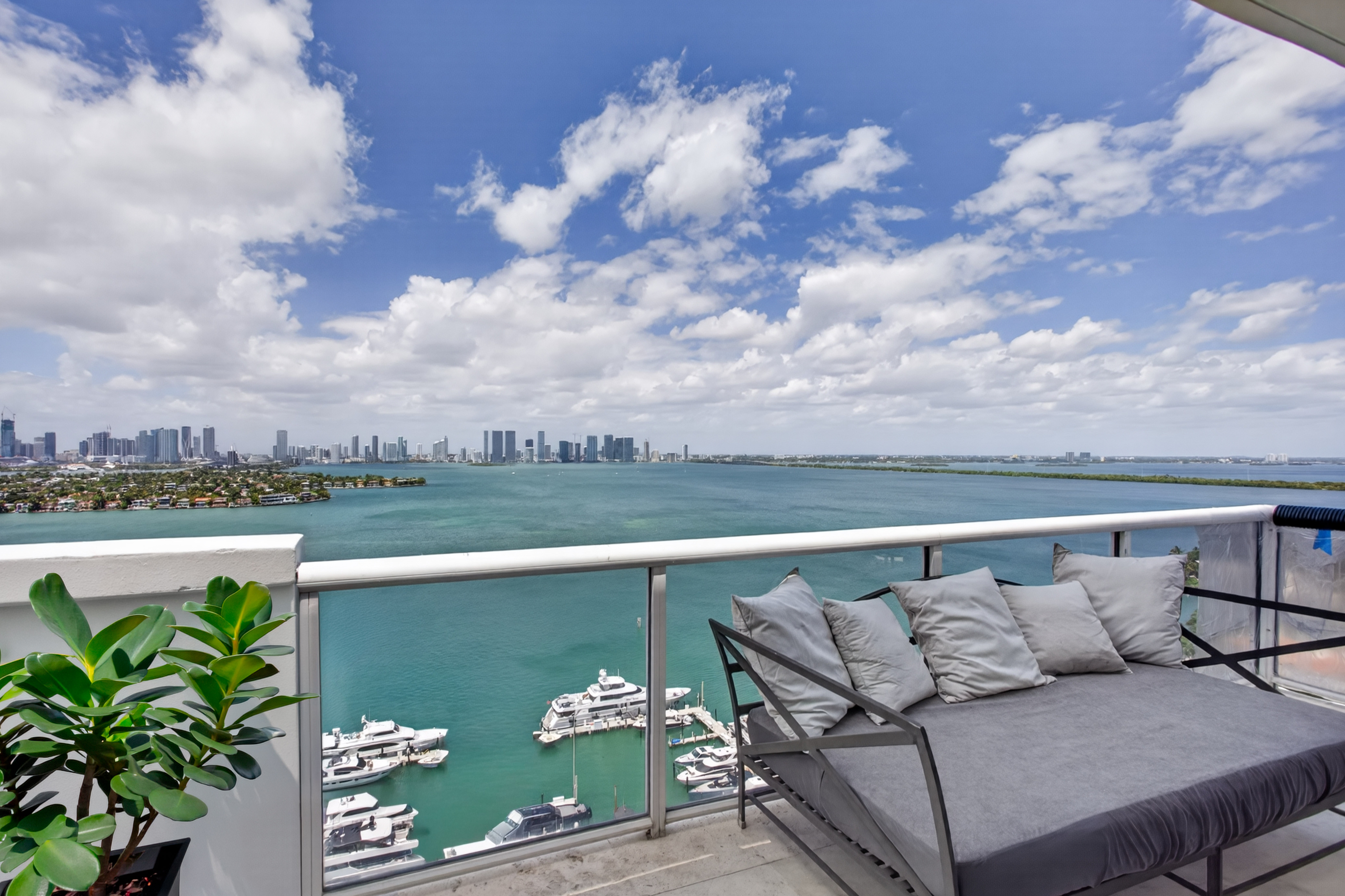 1900 Sunset Harbour Drive Miami Beach FL 33139