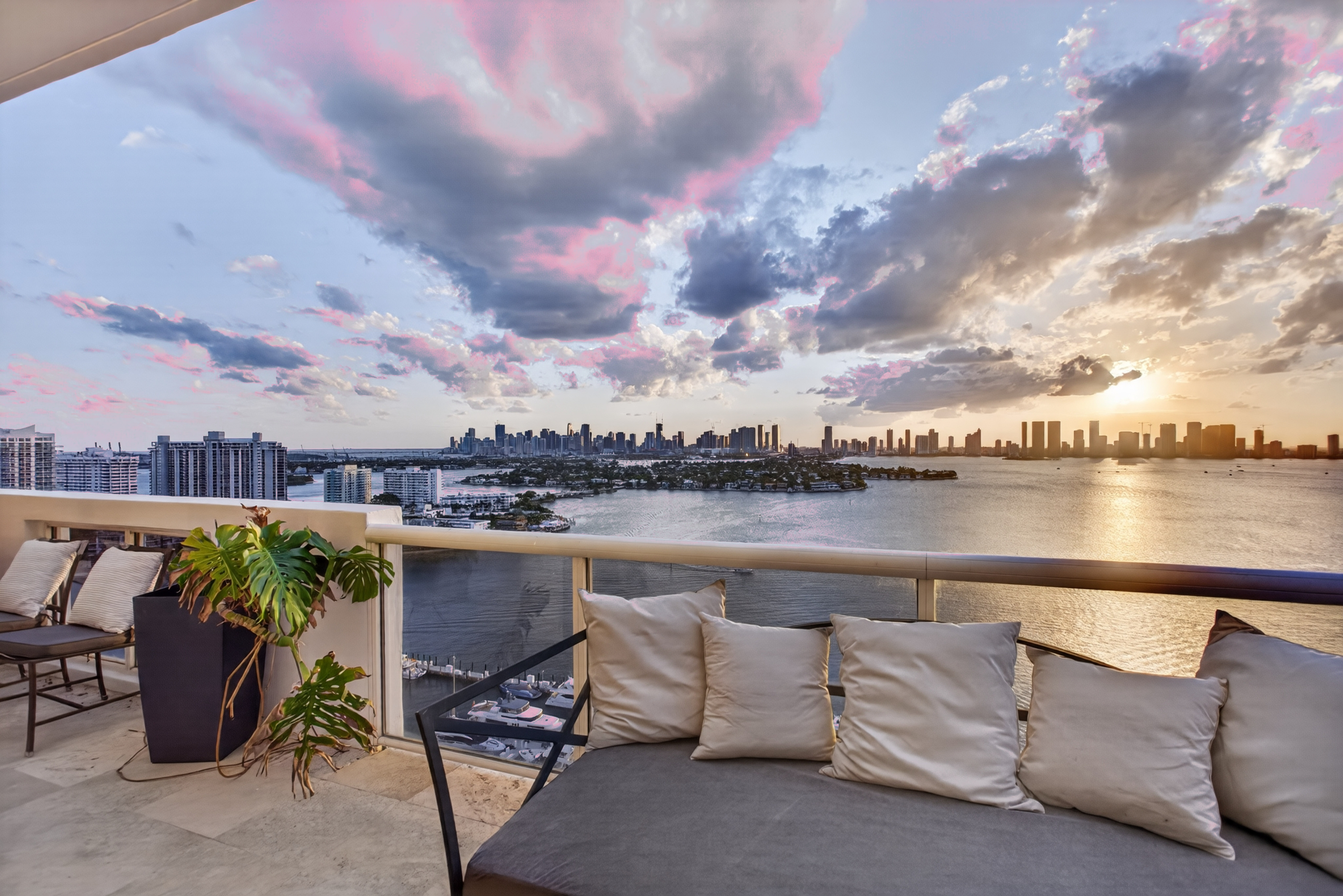 1900 Sunset Harbour Drive Miami Beach FL 33139