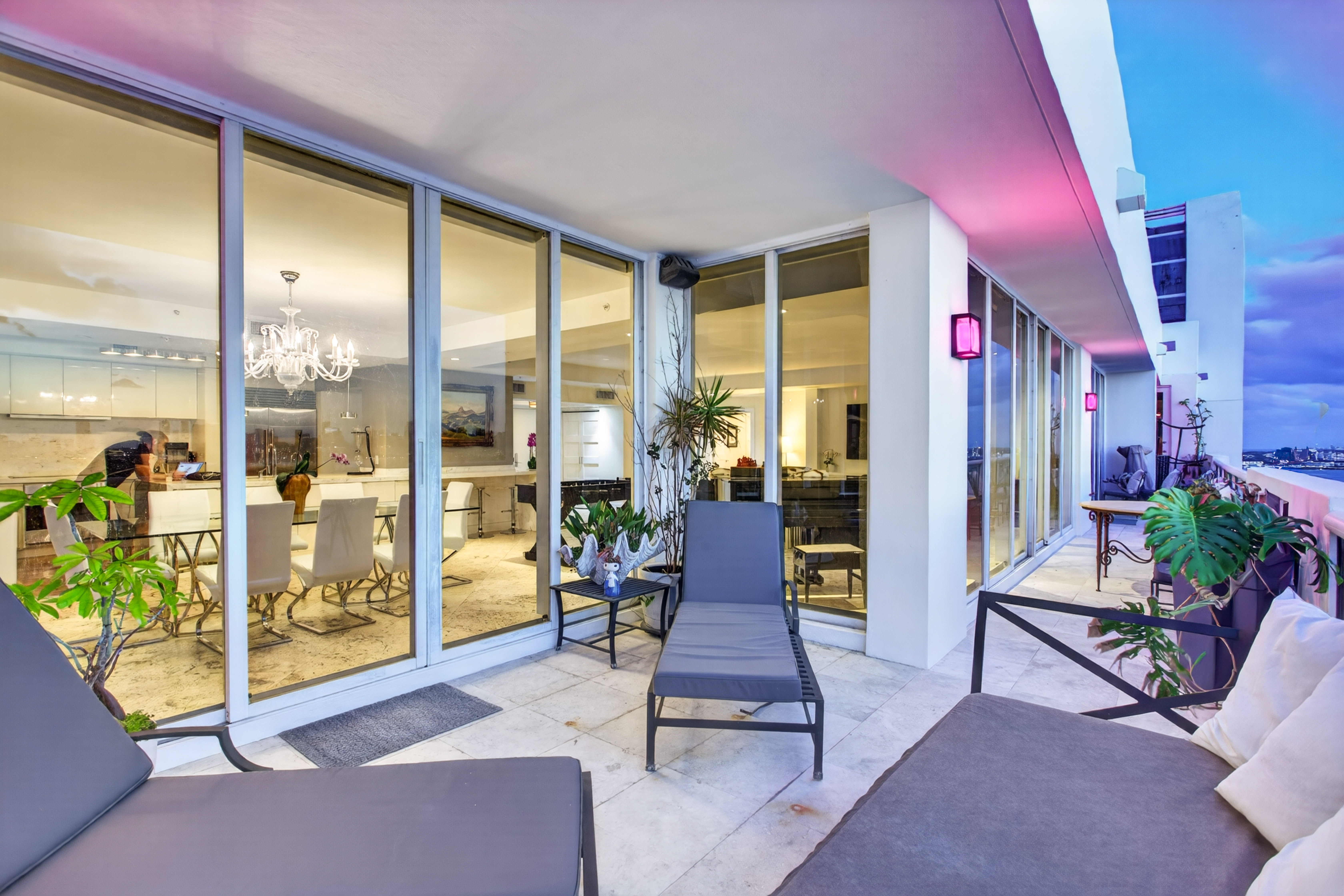 1900 Sunset Harbour Drive Miami Beach FL 33139